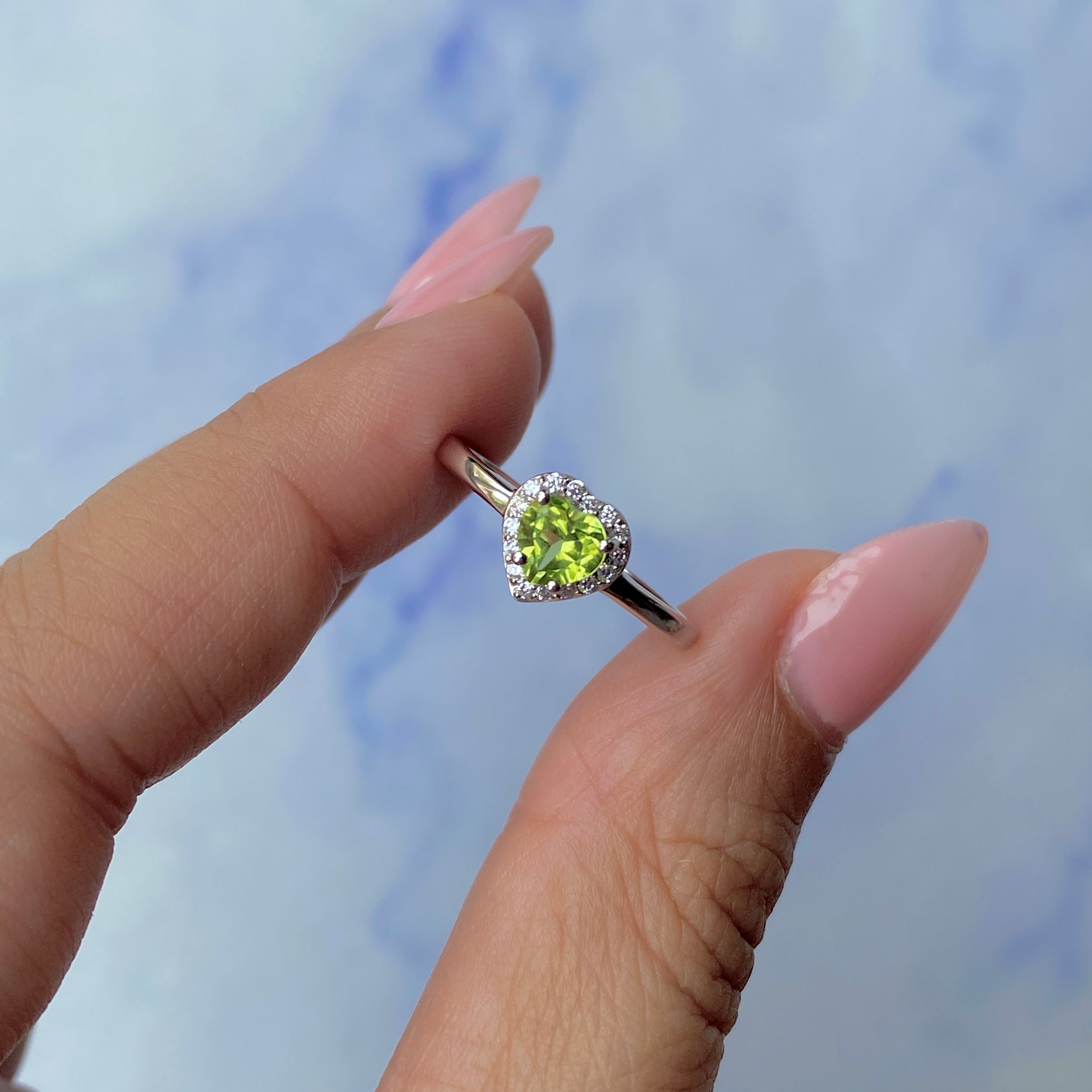 Peridot Ring-(PER-SR-2750.)