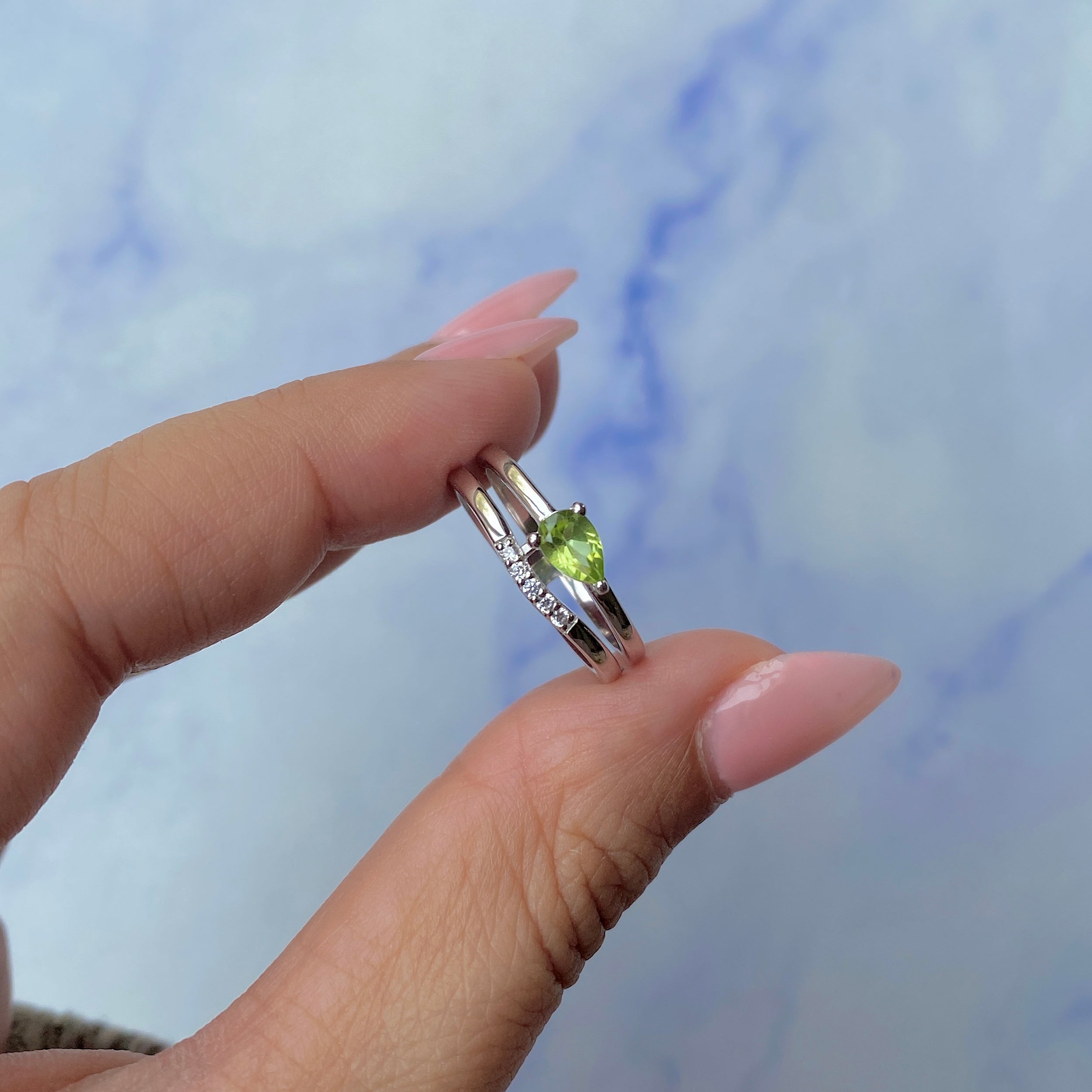 Peridot Ring-(PER-SR-2862.)