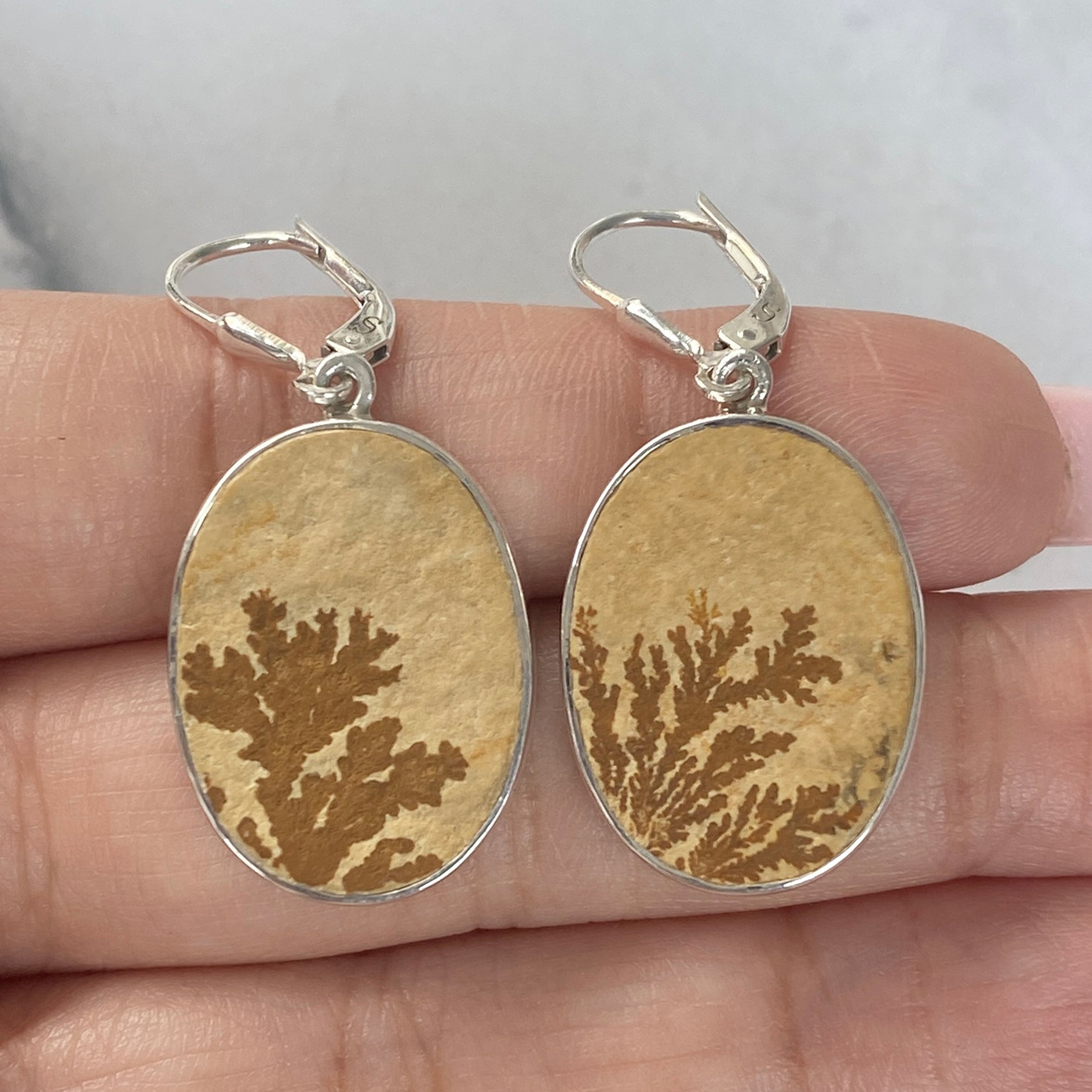 Psilomelane Dendrite Earring-(PSD-E-4.)