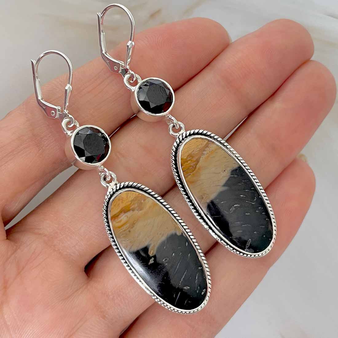Plumroot Agate Earring-(PTJ-E-5.)