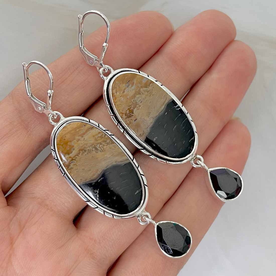 Plumroot Agate Earring-(PTJ-E-7.)