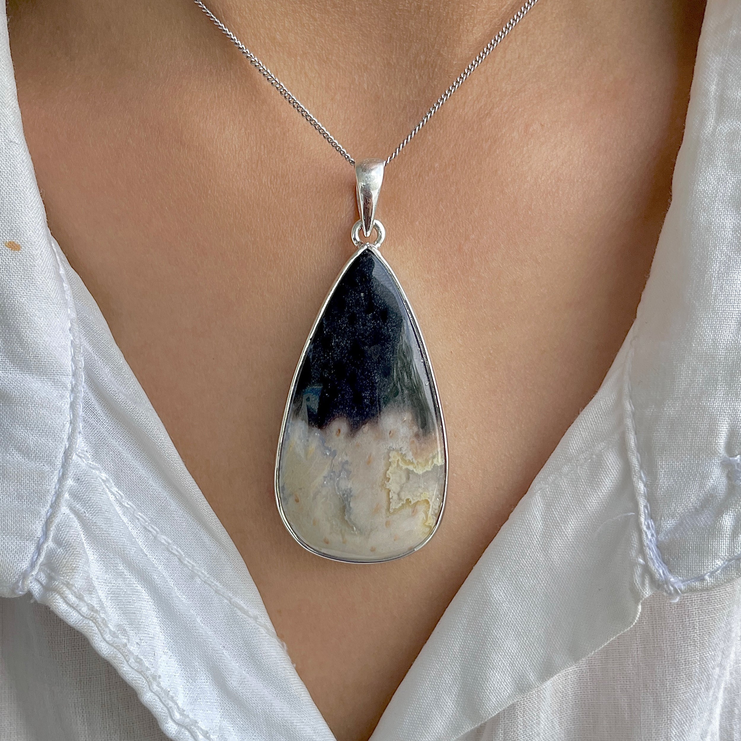 Plumroot Agate Pendant-(PTJ-P-11.)