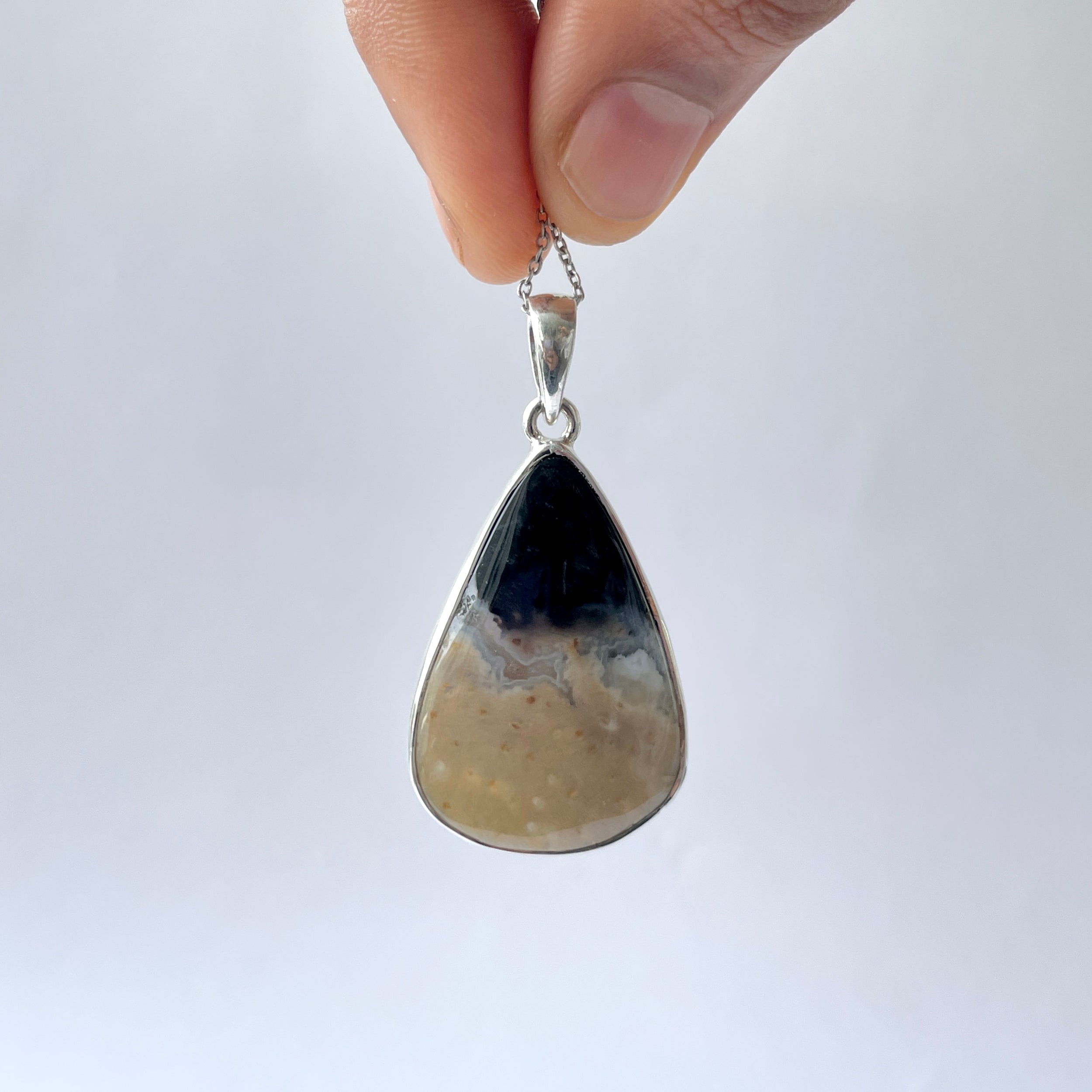 Plumroot Agate Pendant-(PTJ-P-12.)