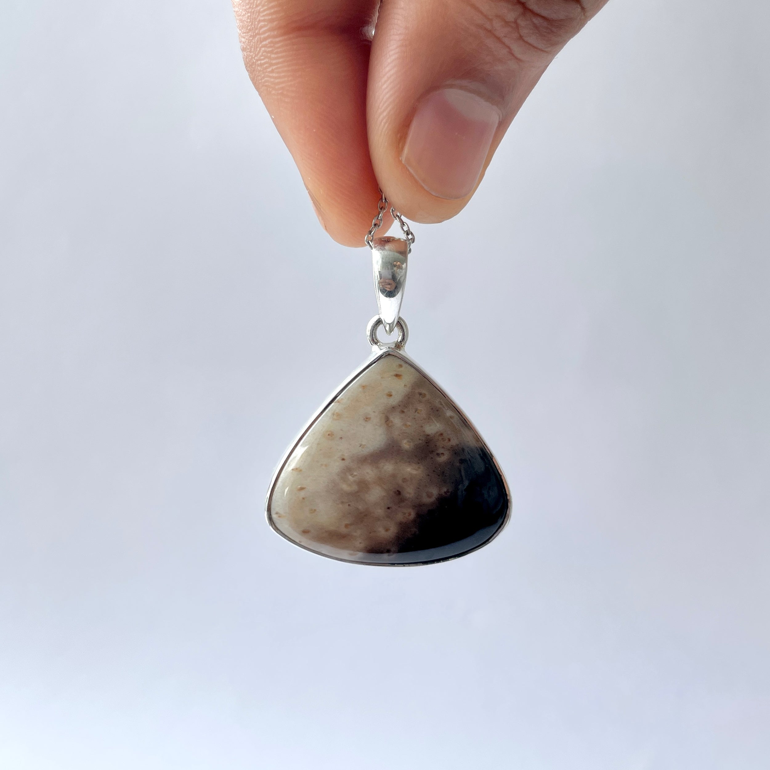 Plumroot Agate Pendant-(PTJ-P-15.)