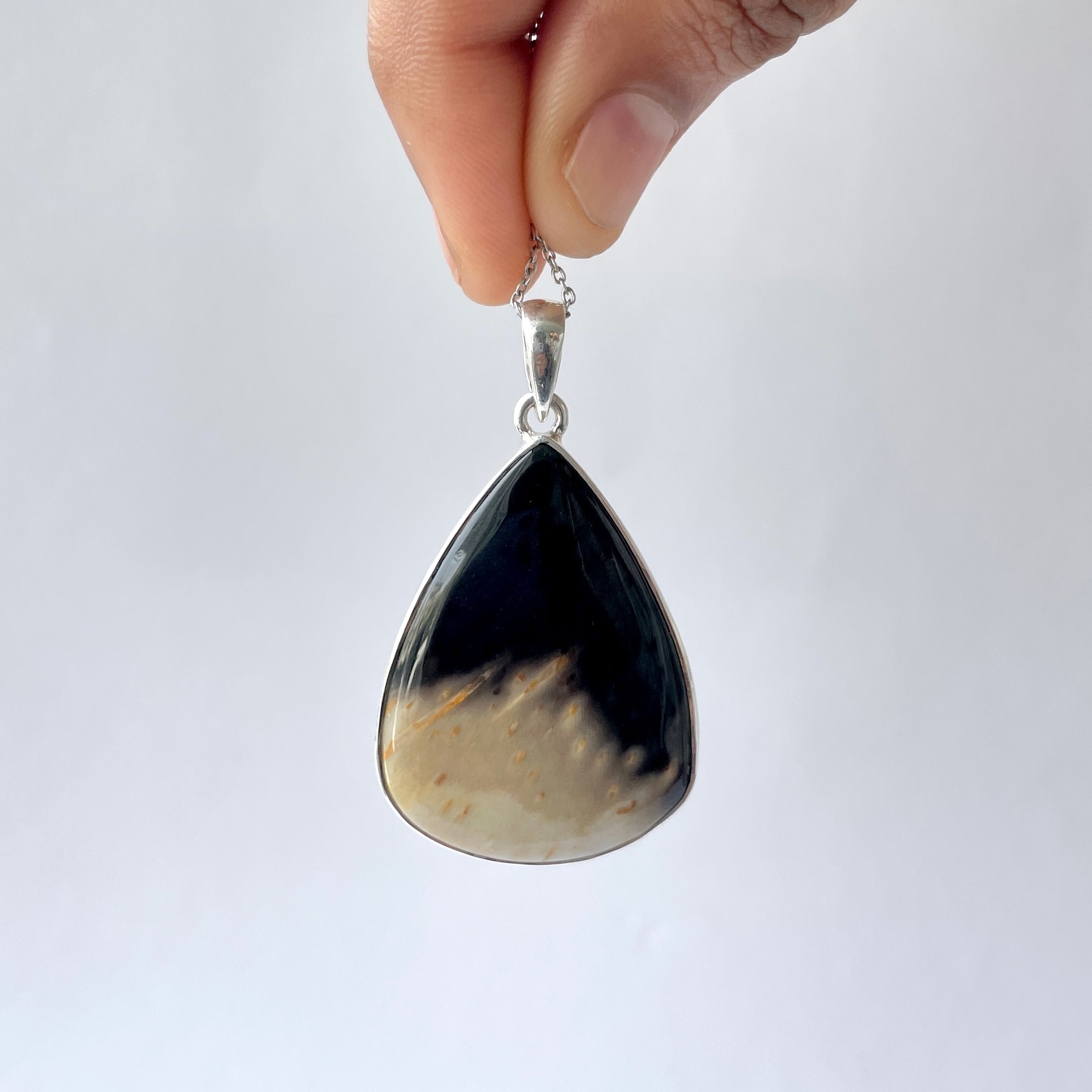 Plumroot Agate Pendant-(PTJ-P-7.)