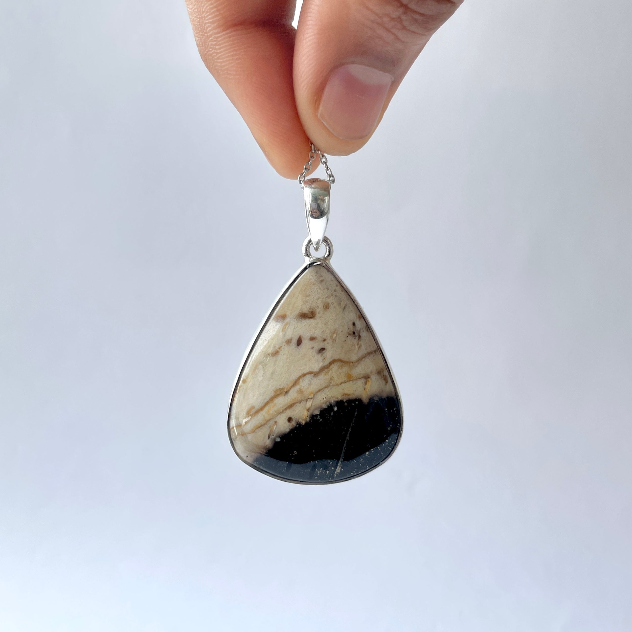 Plumroot Agate Pendant-(PTJ-P-8.)