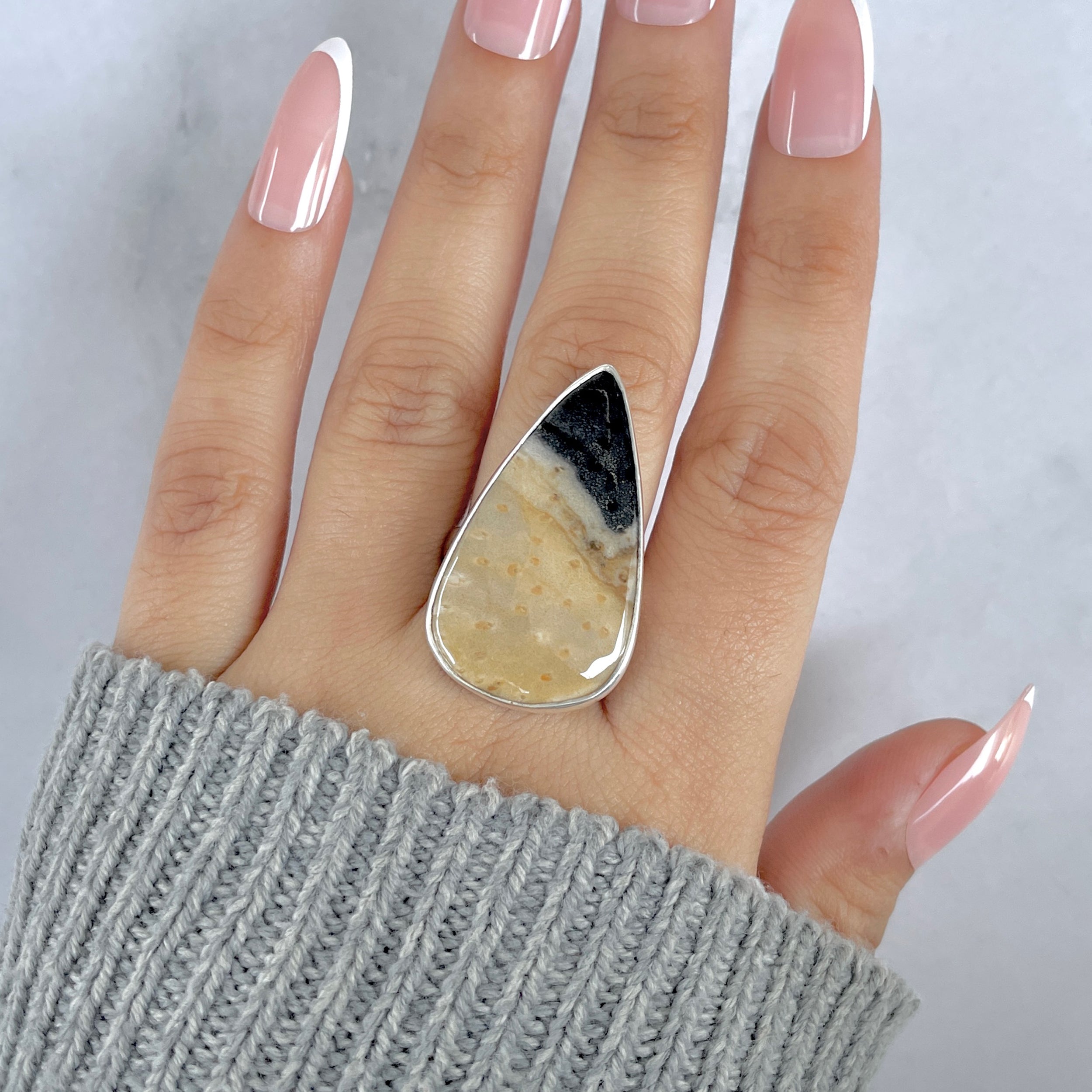 Plumroot Agate Adjustable Ring-(PTJ-R-60.)