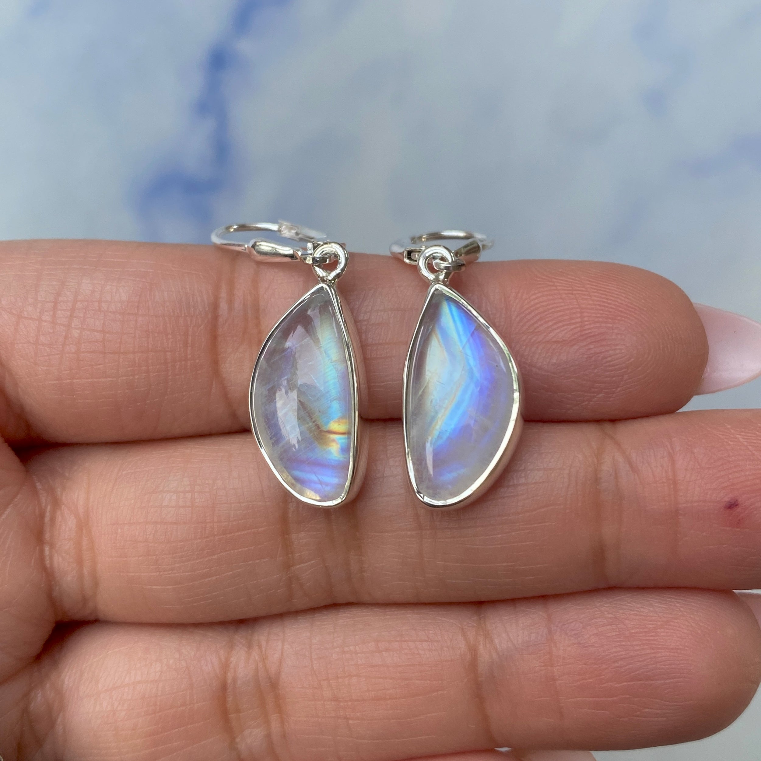 Moonstone Earring-(RBM-E-11.)
