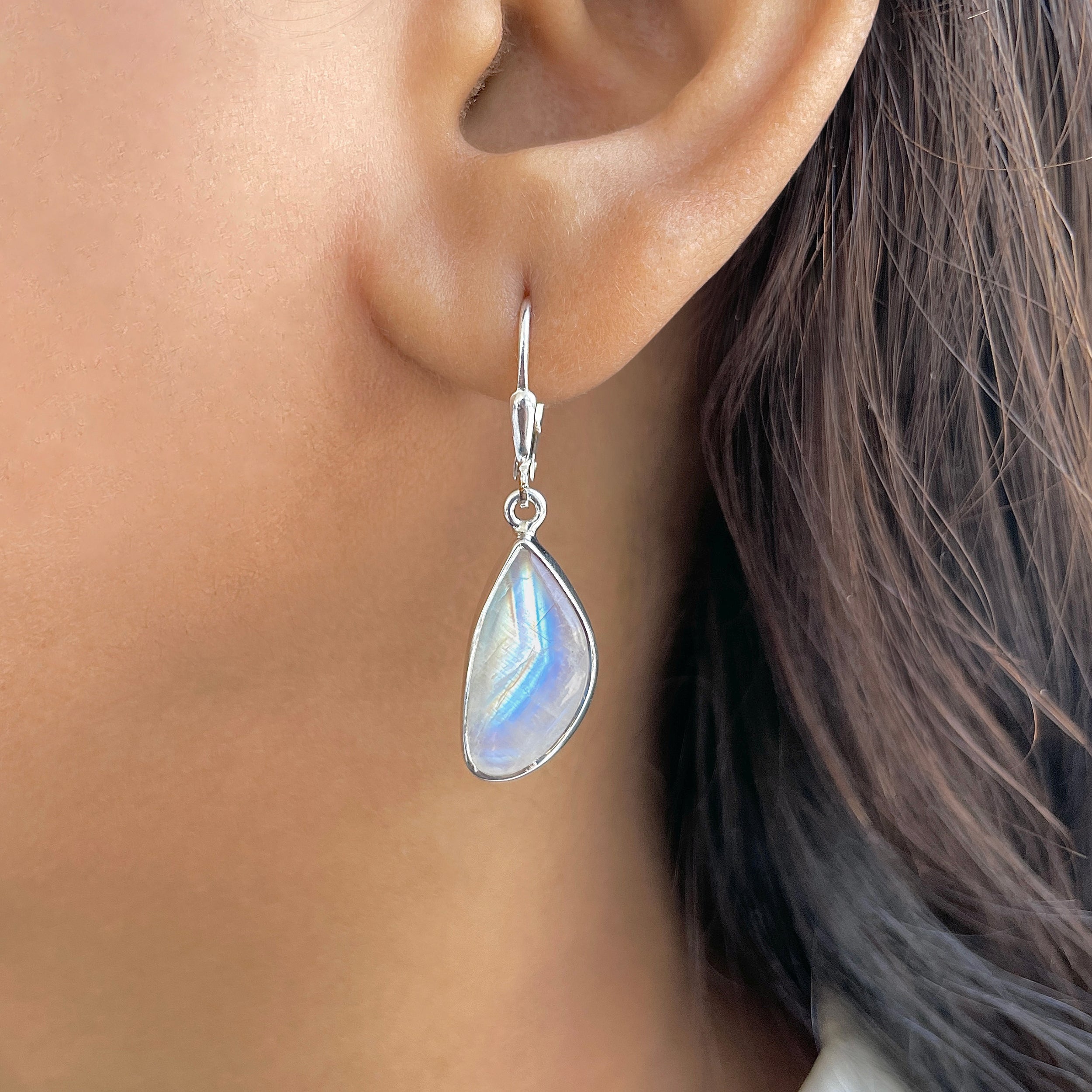 Moonstone Earring-(RBM-E-11.)
