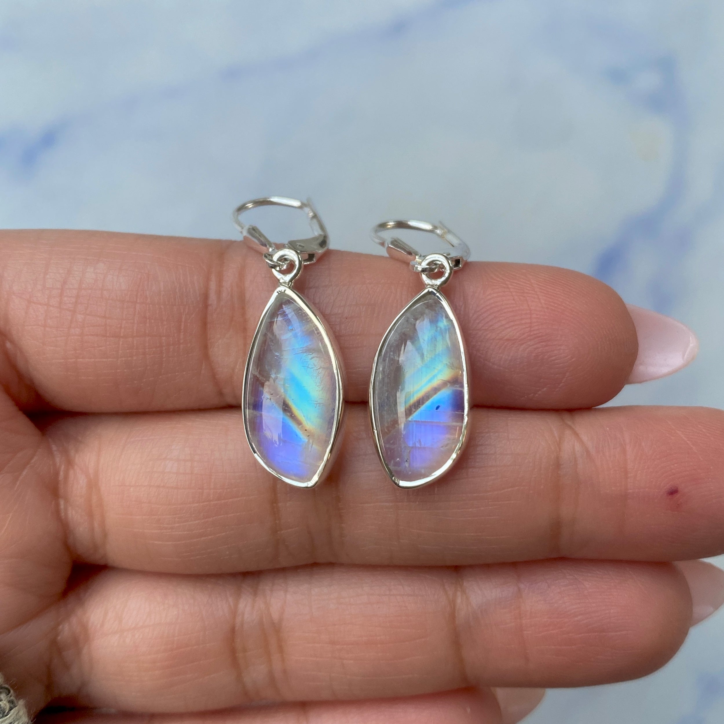 Moonstone Earring-(RBM-E-14.)