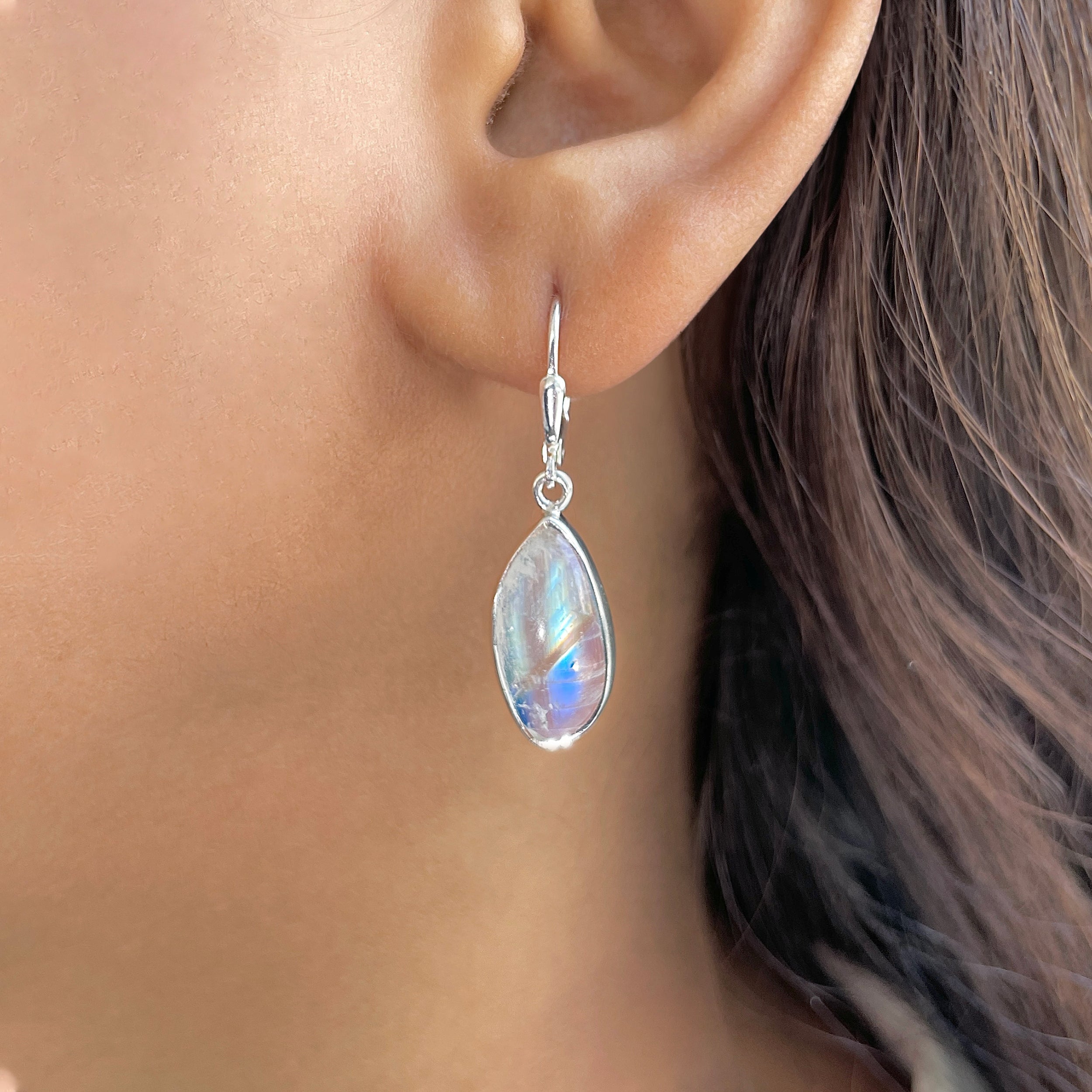 Moonstone Earring-(RBM-E-14.)