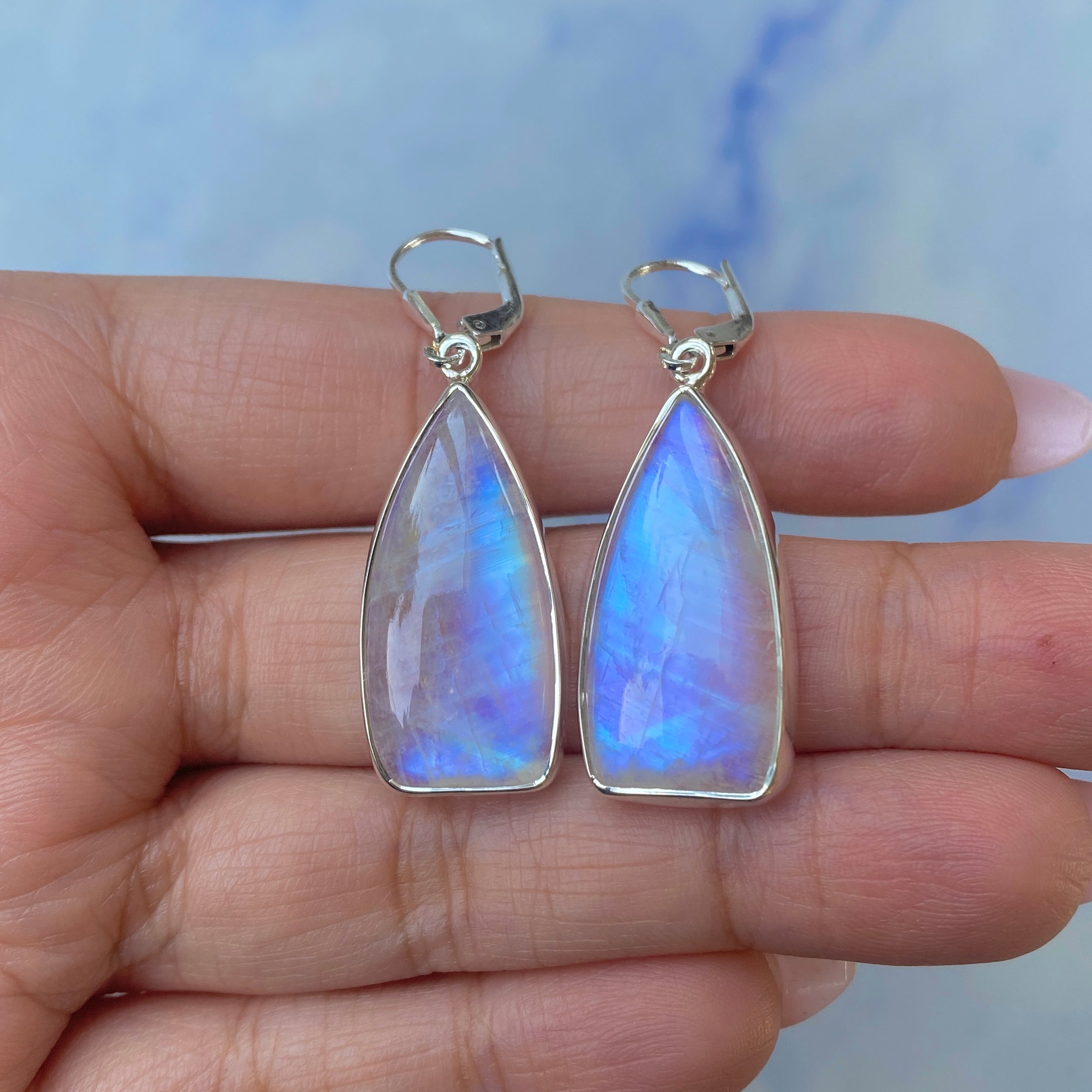 Moonstone Earring-(RBM-E-16.)