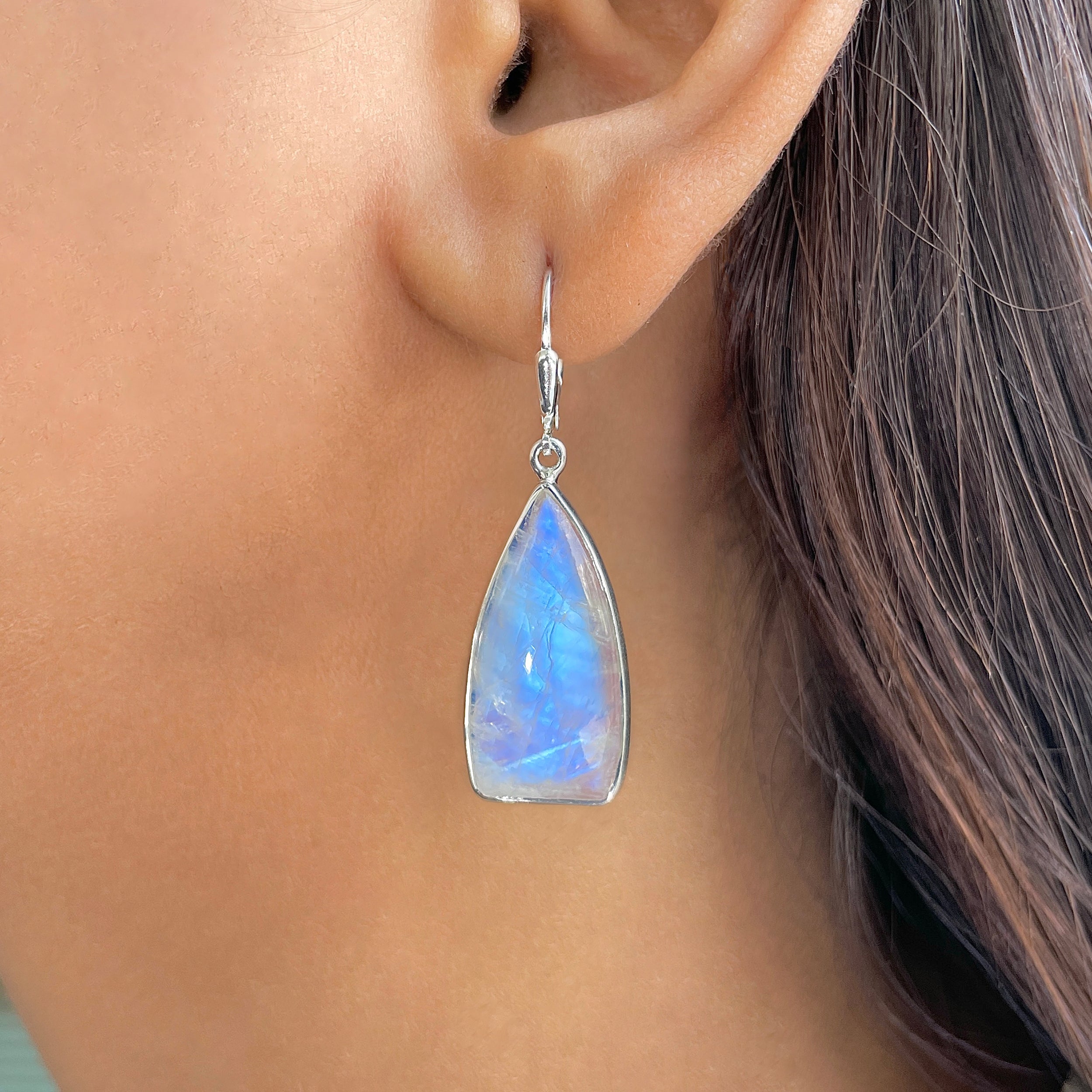 Moonstone Earring-(RBM-E-16.)
