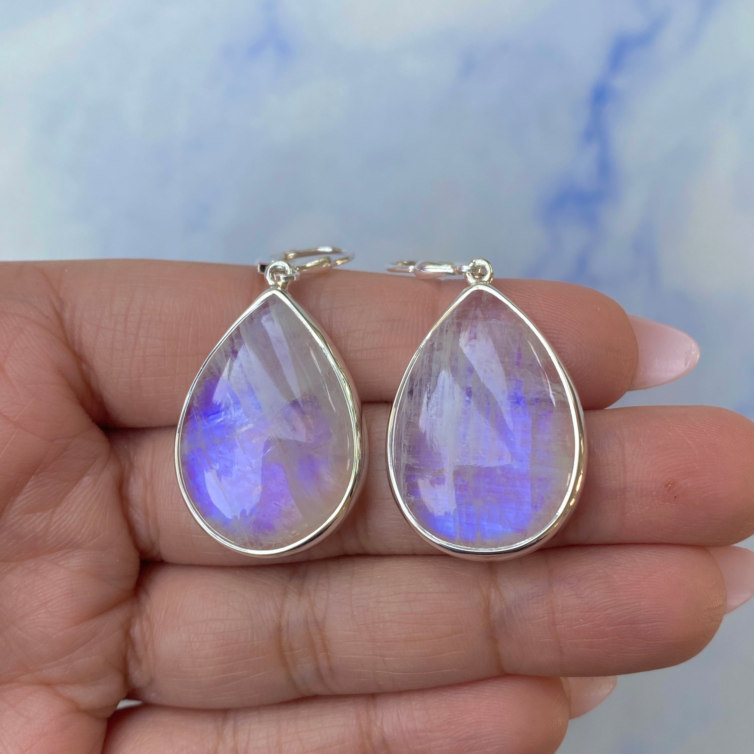 Moonstone Earring-(RBM-E-21.)