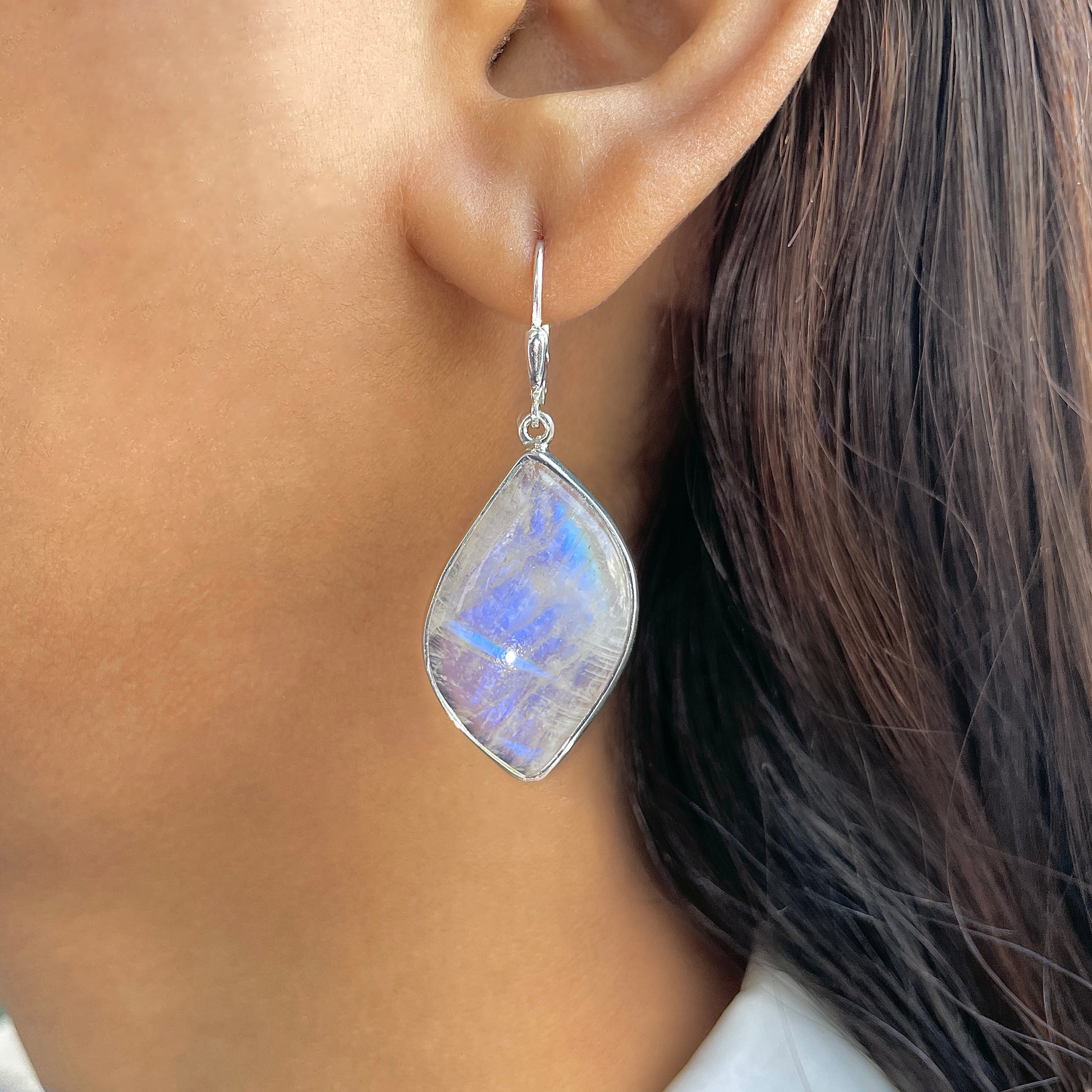Moonstone Earring-(RBM-E-23.)