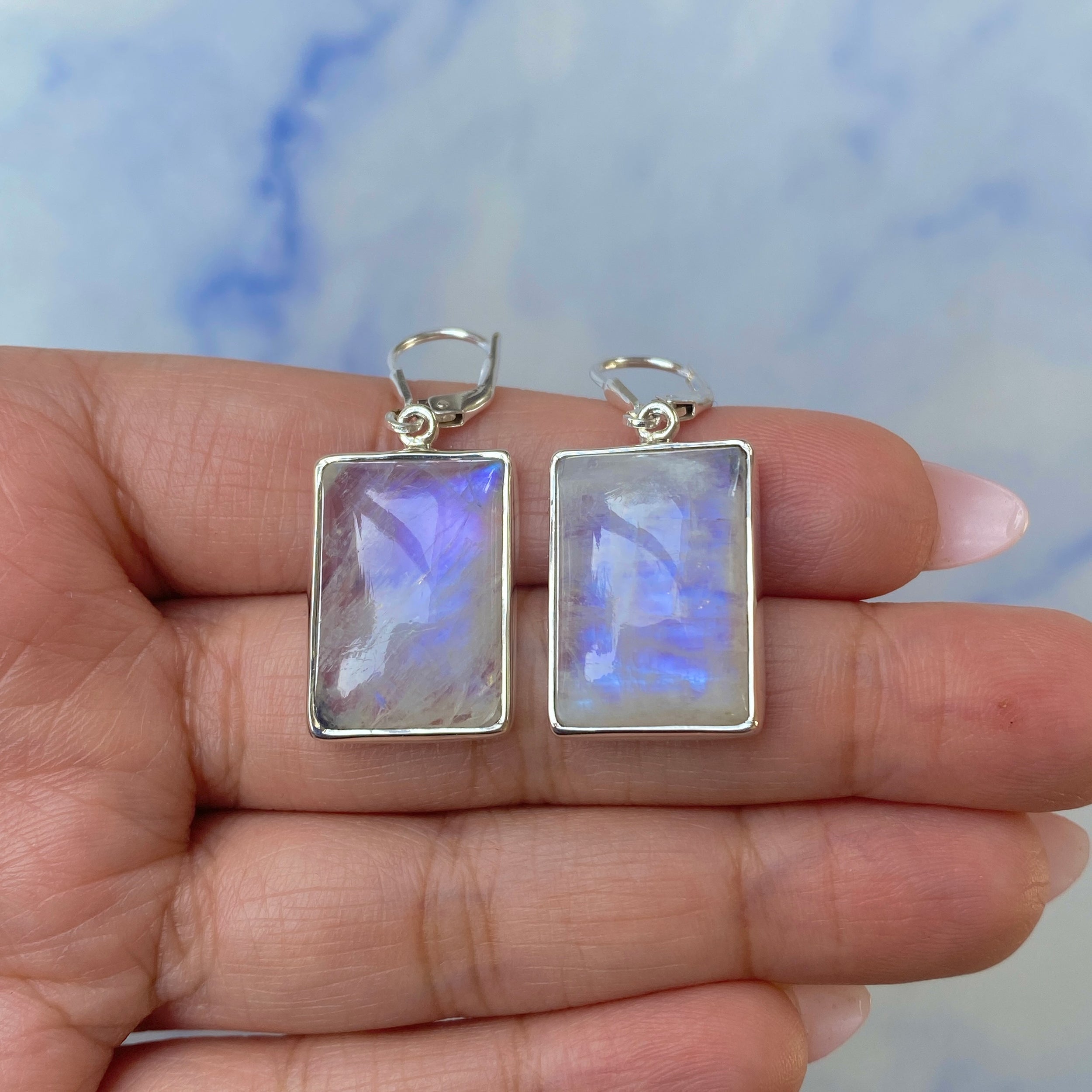 Moonstone Earring-(RBM-E-25.)