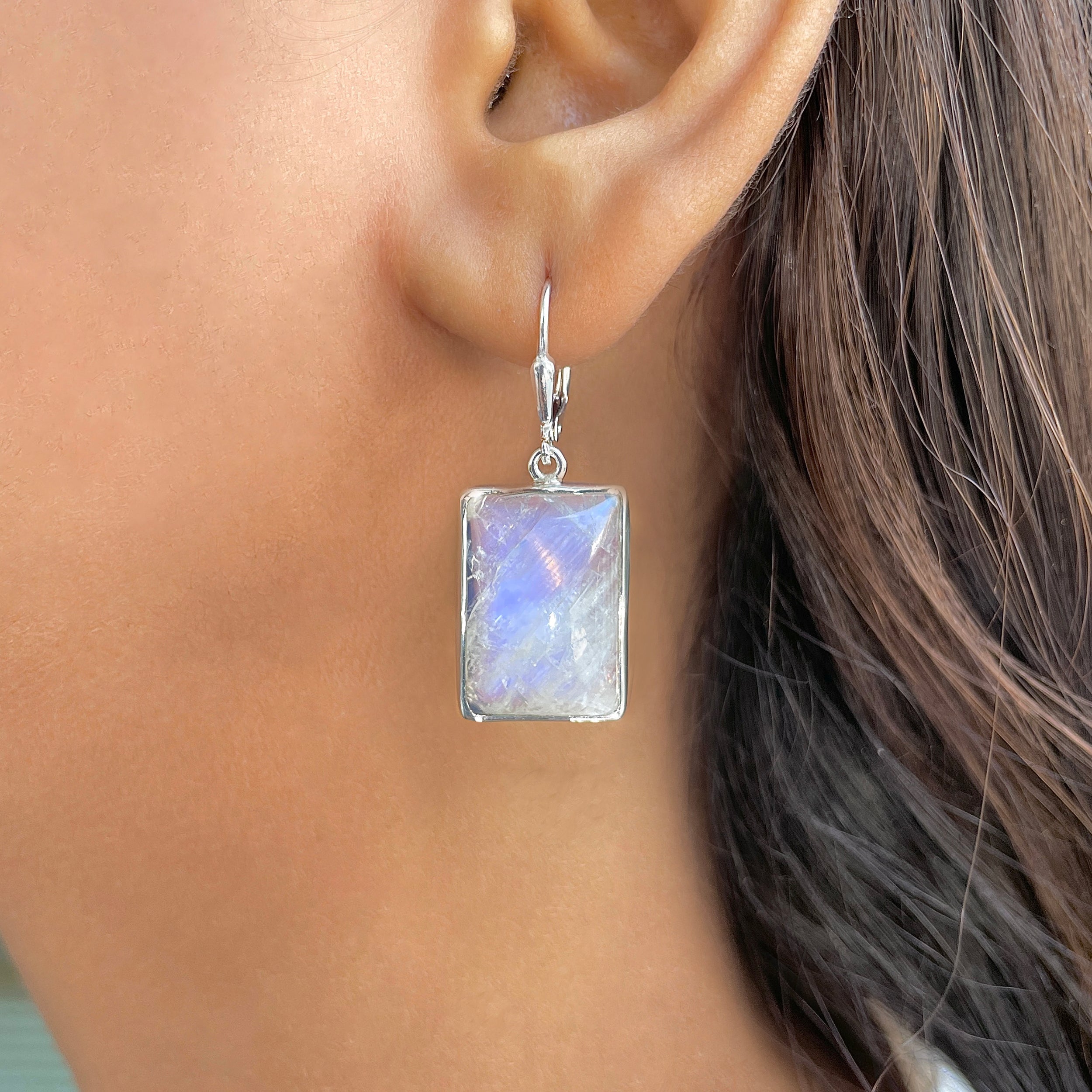 Moonstone Earring-(RBM-E-25.)