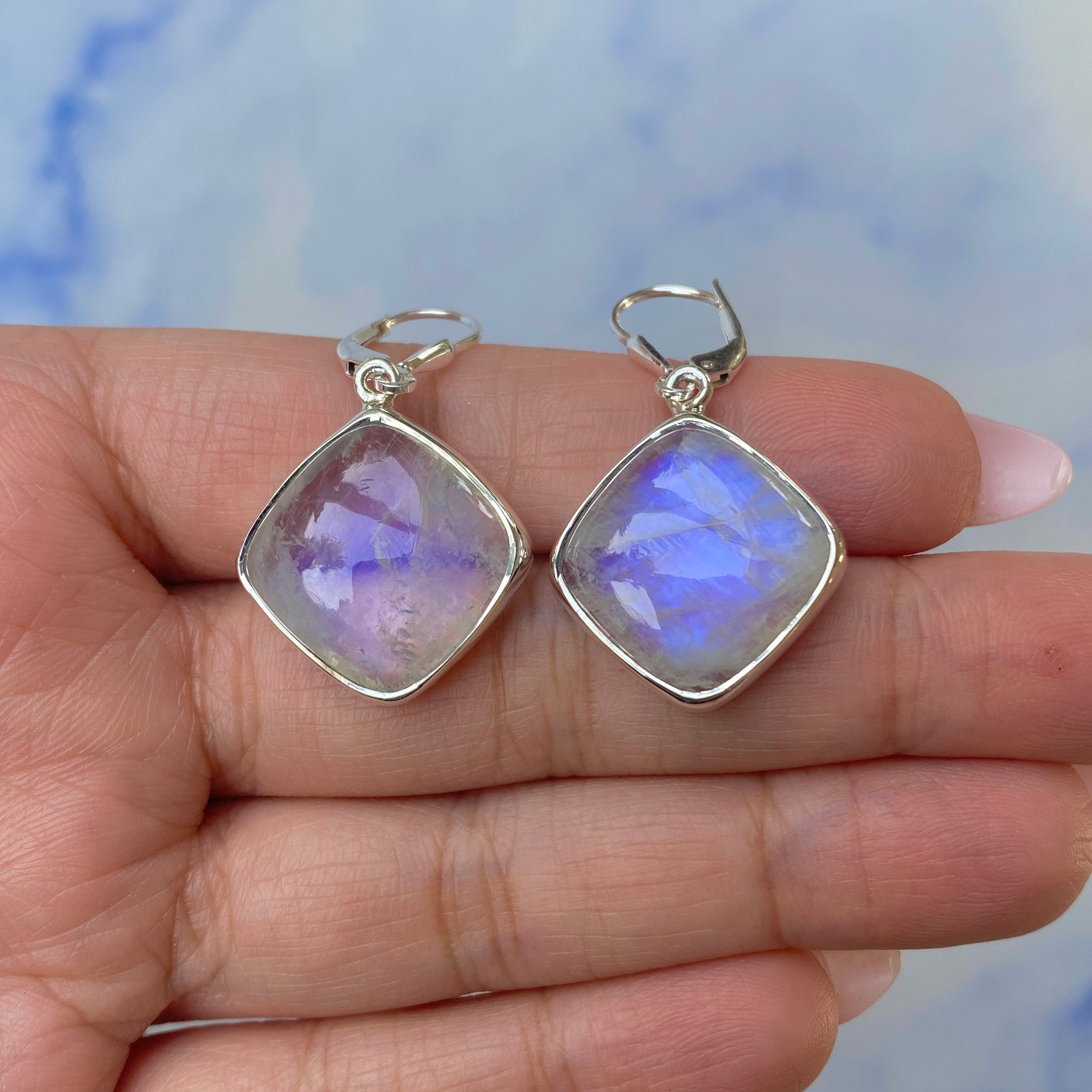Moonstone Earring-(RBM-E-26.)