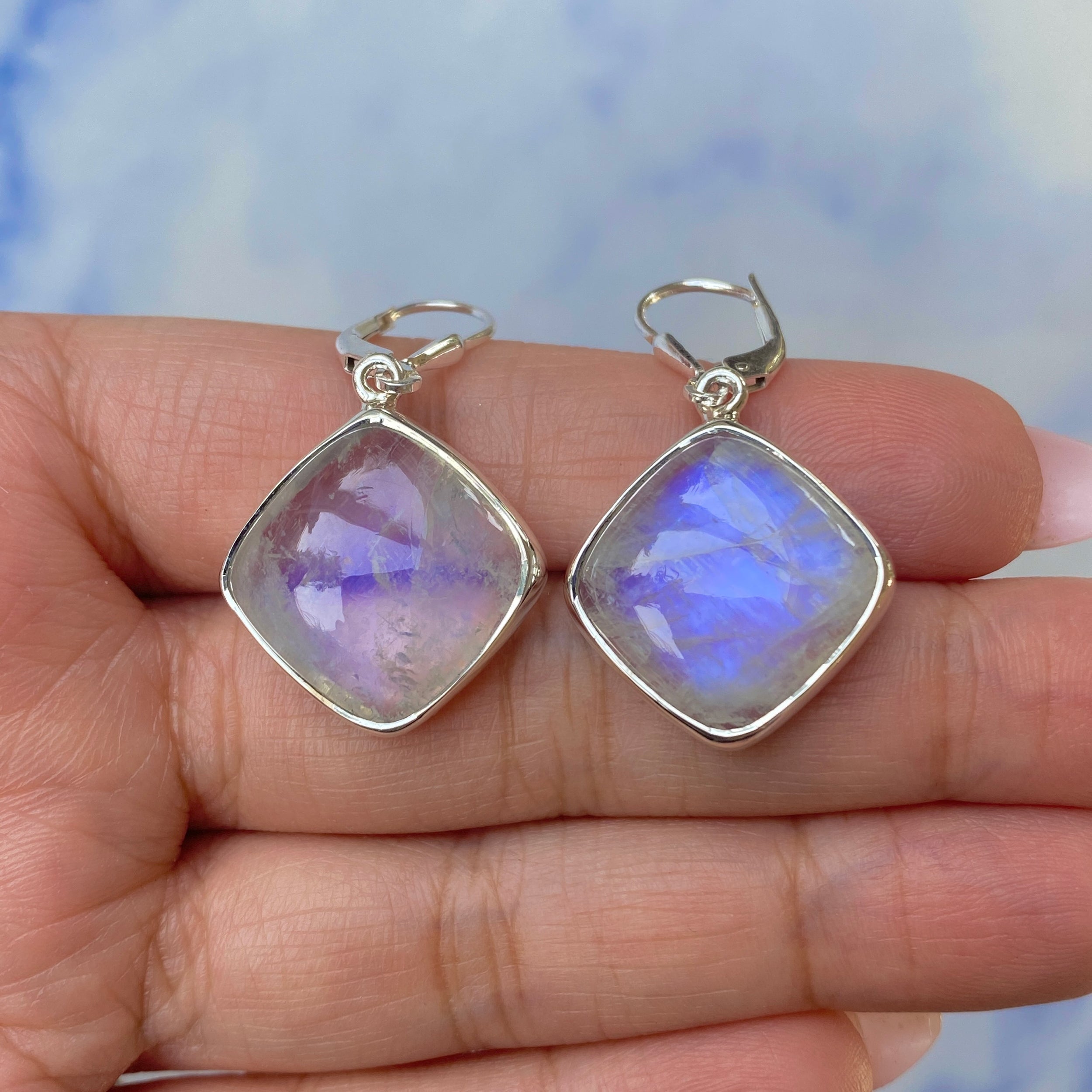 Moonstone Earring-(RBM-E-26.)