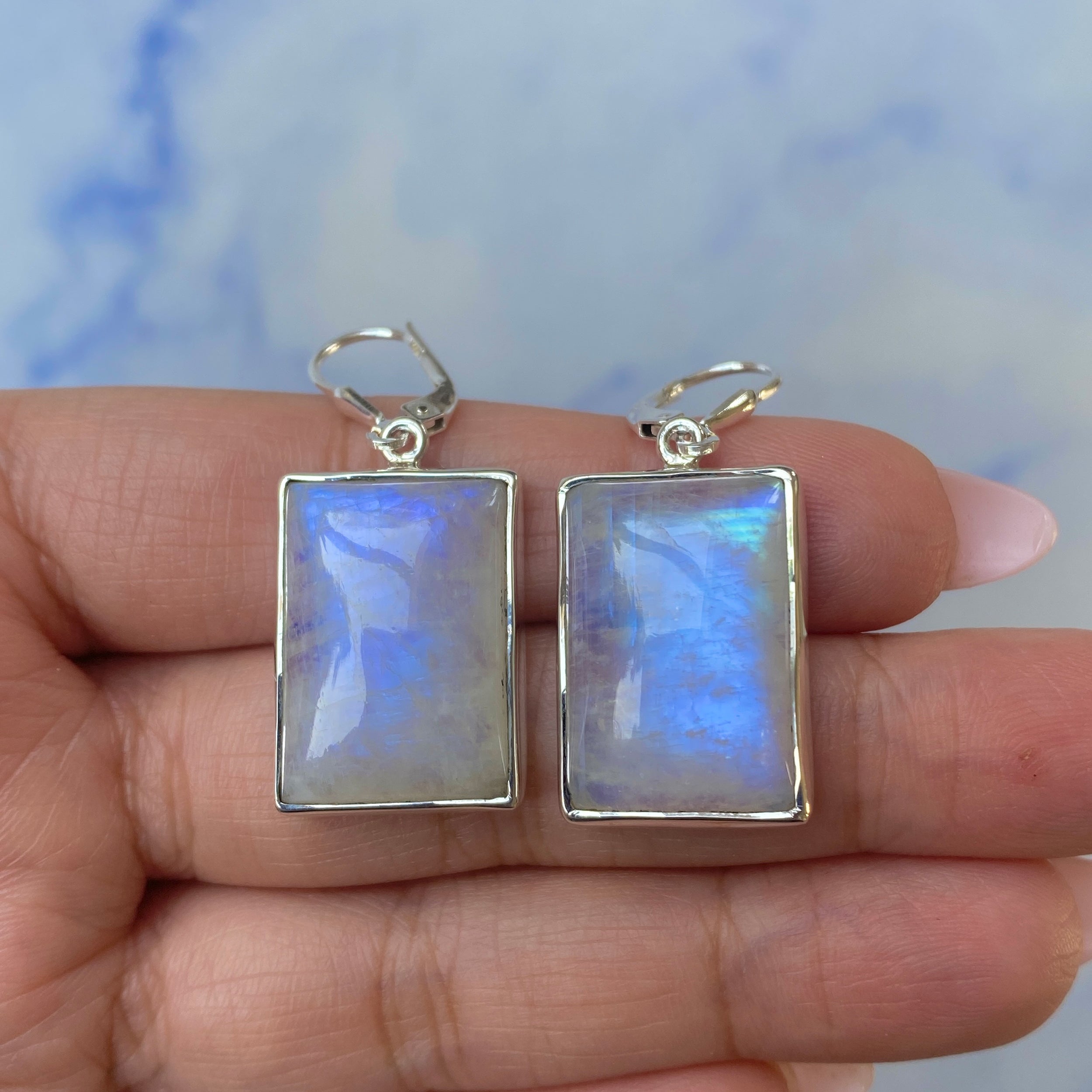 Moonstone Earring-(RBM-E-28.)