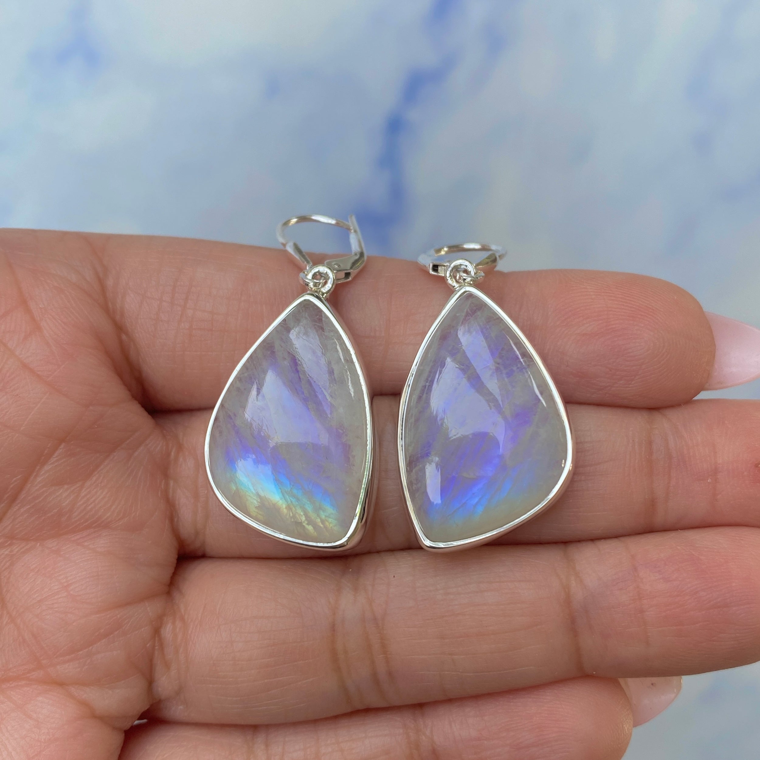 Moonstone Earring-(RBM-E-29.)