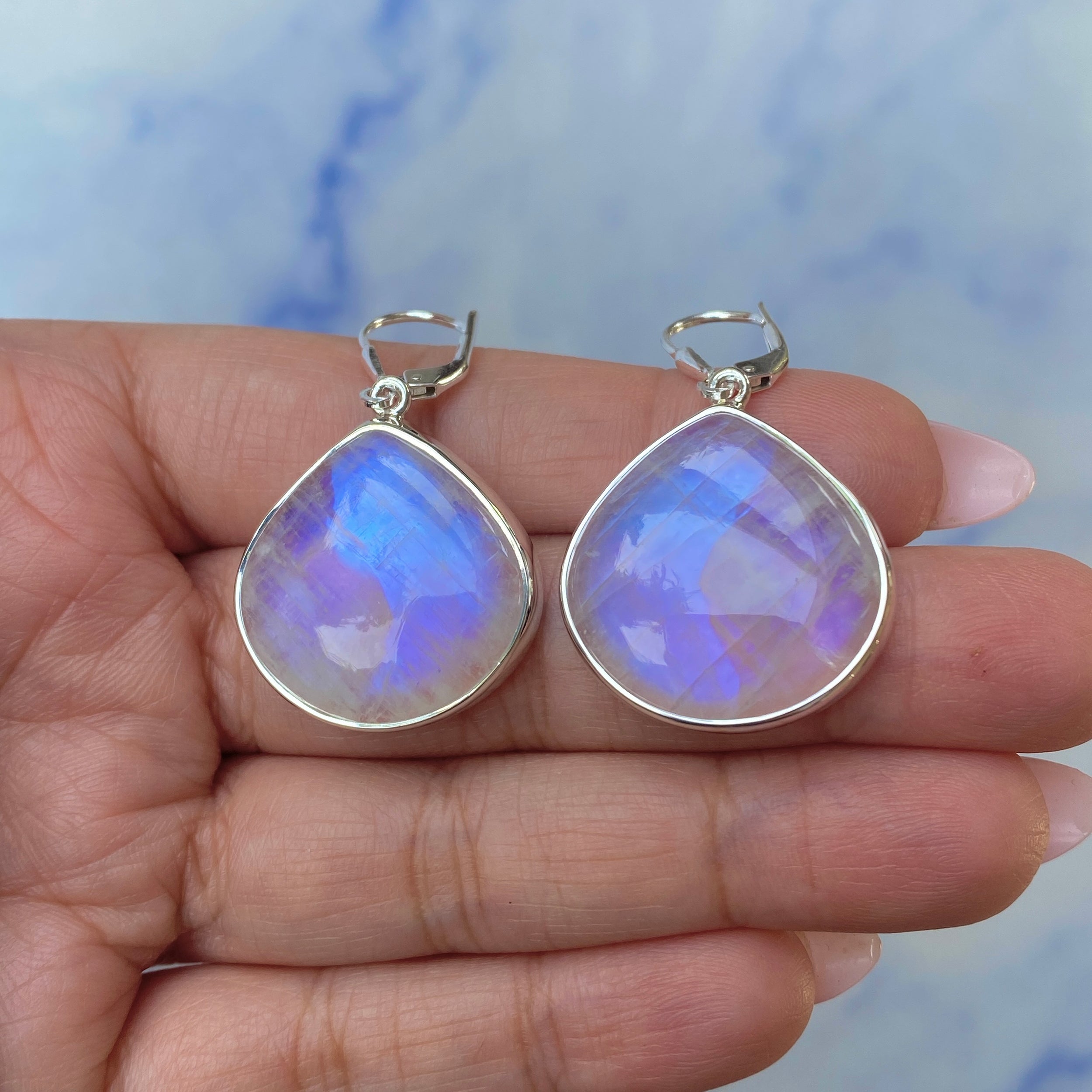 Moonstone Earring-(RBM-E-32.)