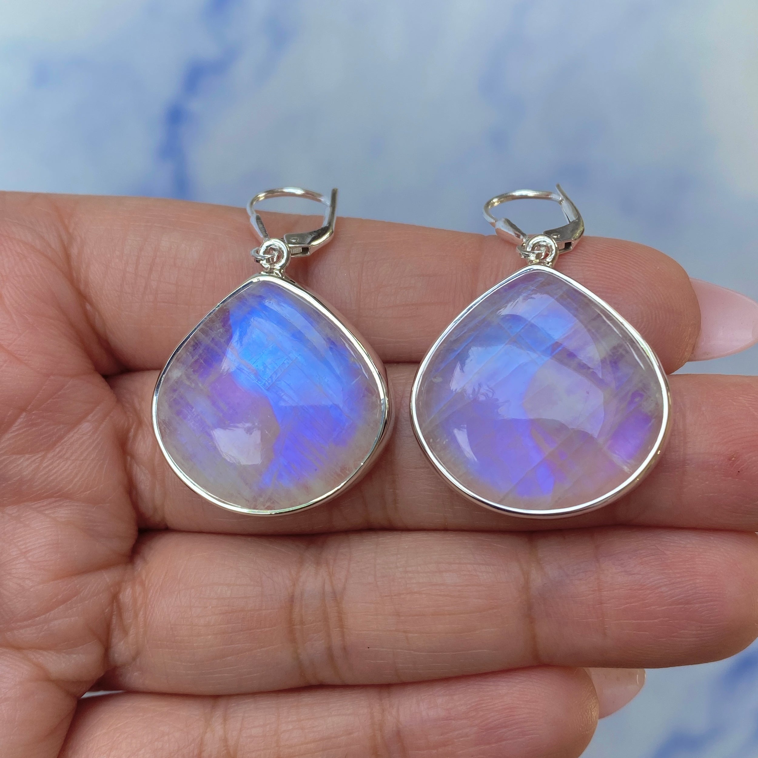 Moonstone Earring-(RBM-E-32.)