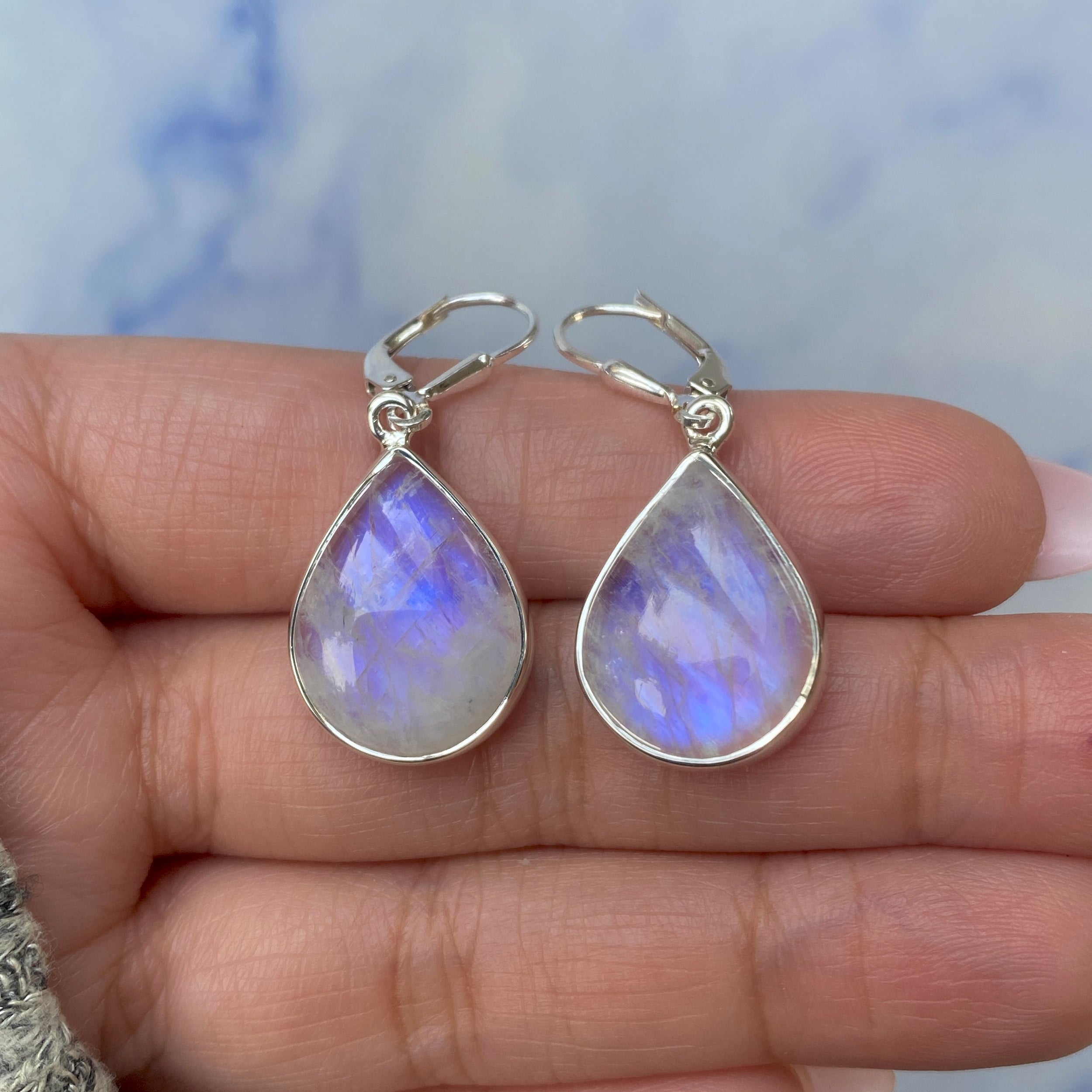 Moonstone Earring-(RBM-E-4.)
