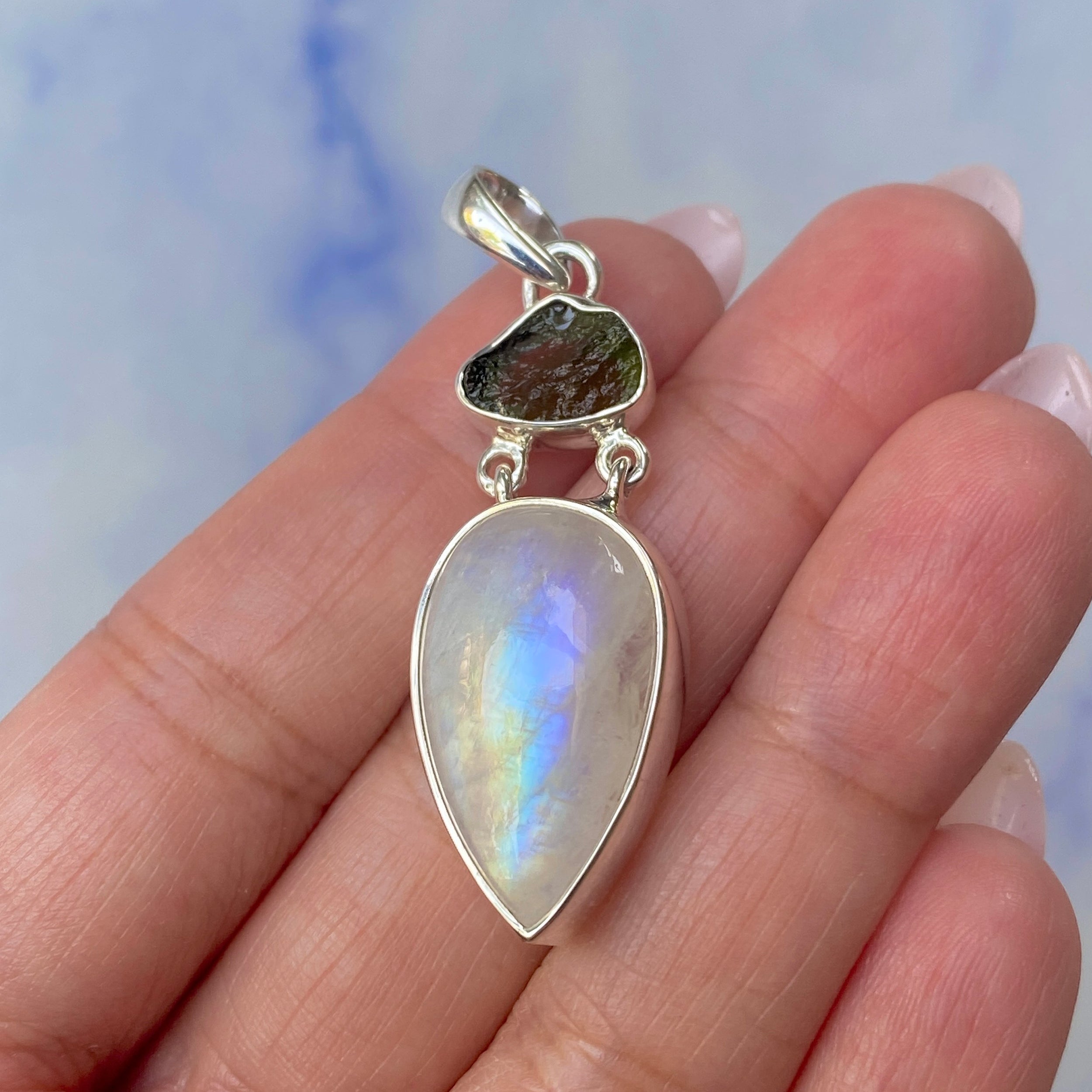 Moonstone Pendant-(RBM-P-100.)