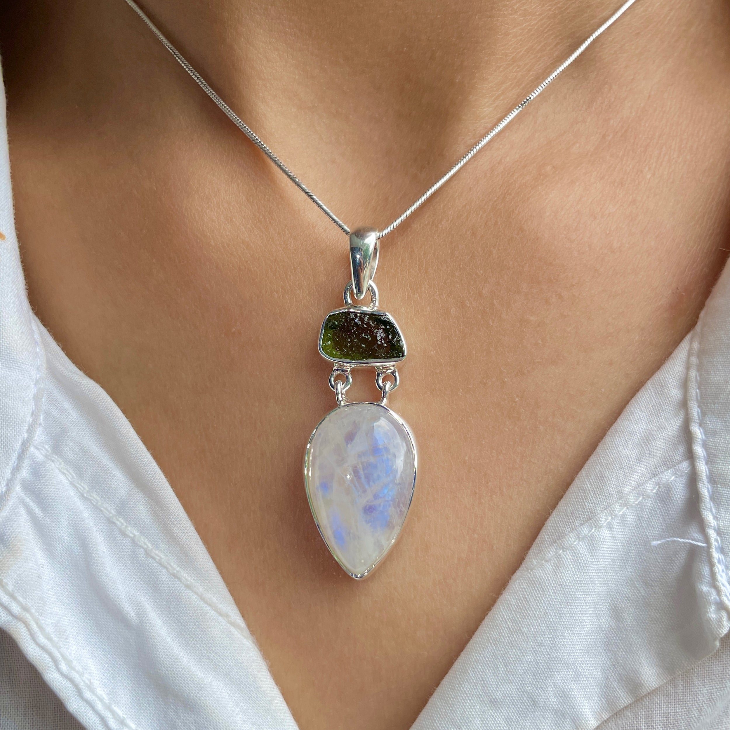 Moonstone Pendant-(RBM-P-101.)