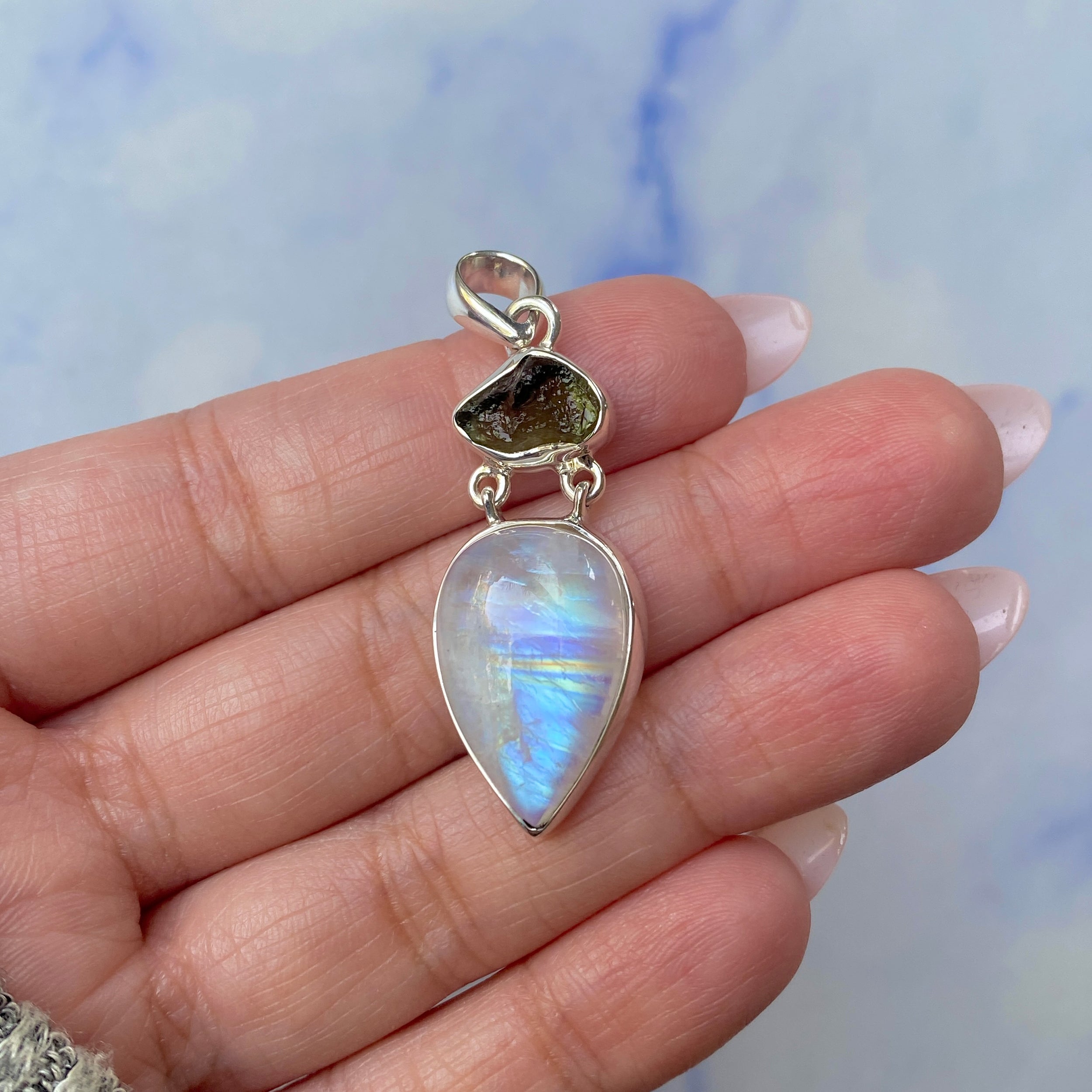Moonstone Pendant-(RBM-P-107.)