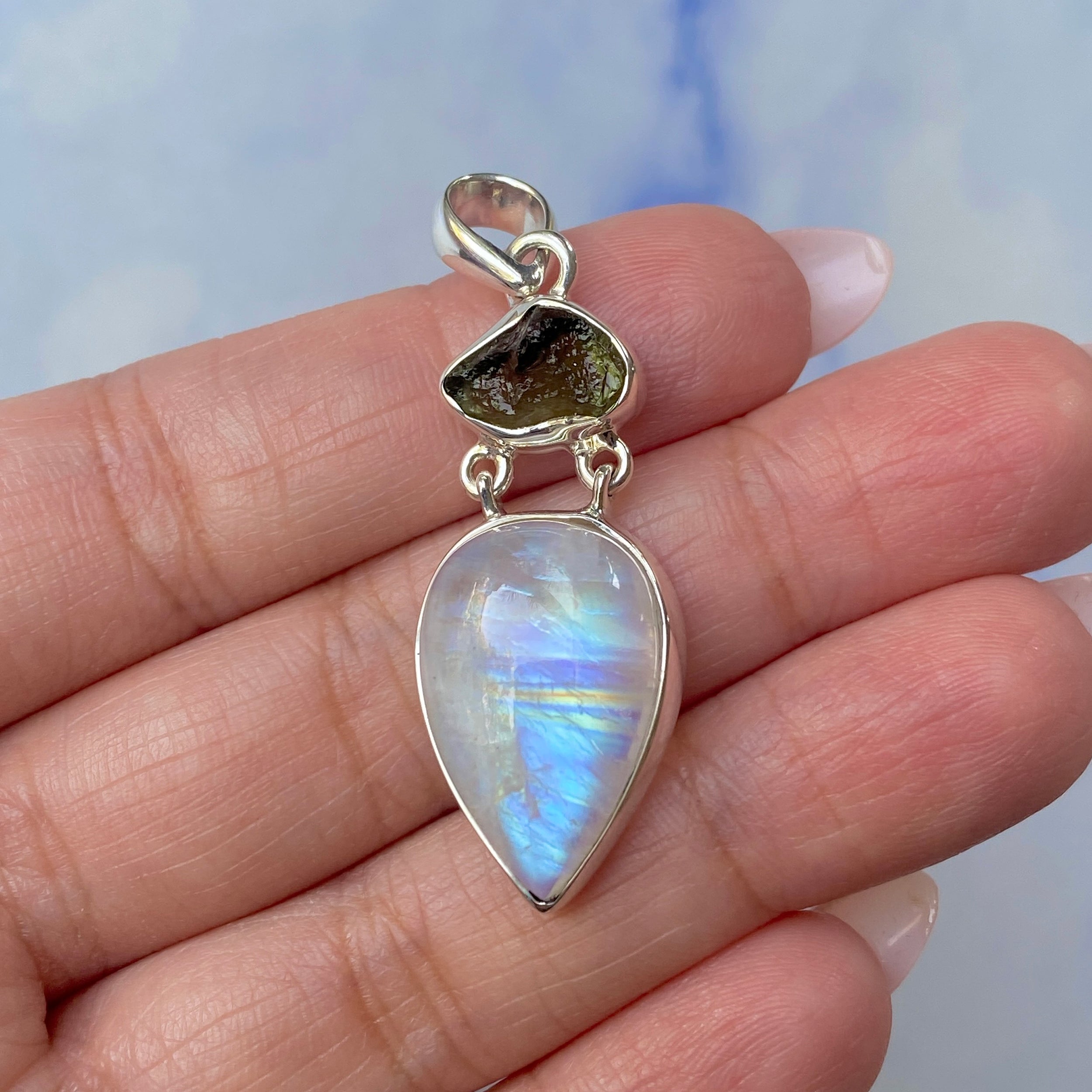 Moonstone Pendant-(RBM-P-107.)