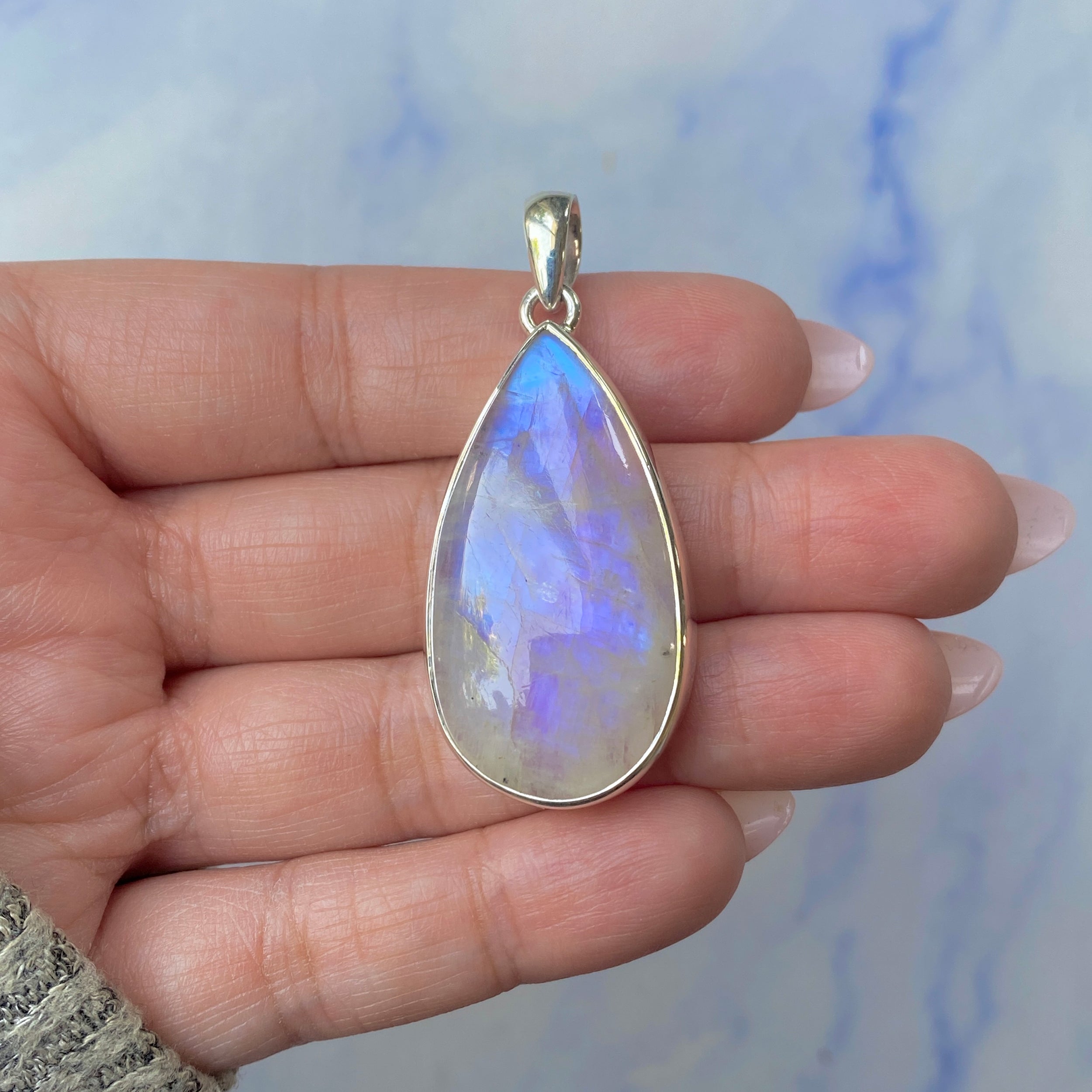 Moonstone Pendant-(RBM-P-135.)