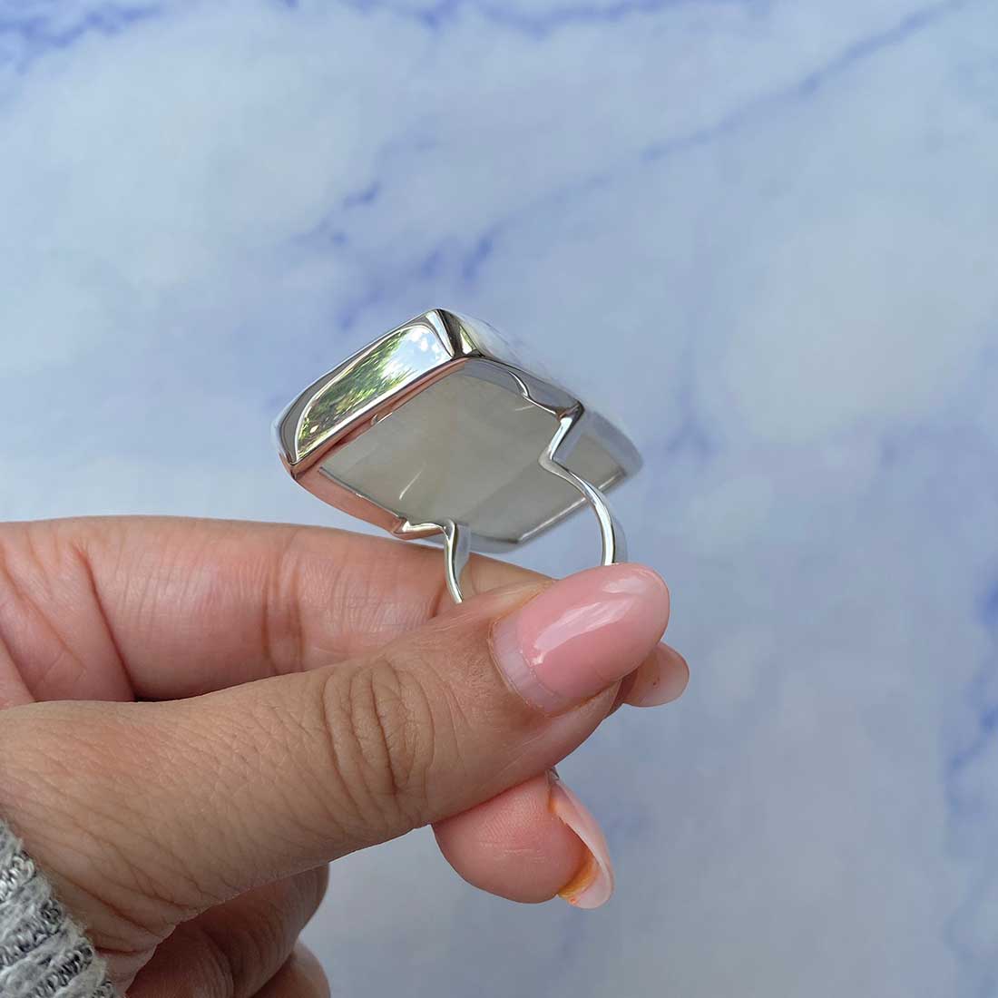 Moonstone Ring-(RBM-R-100.)