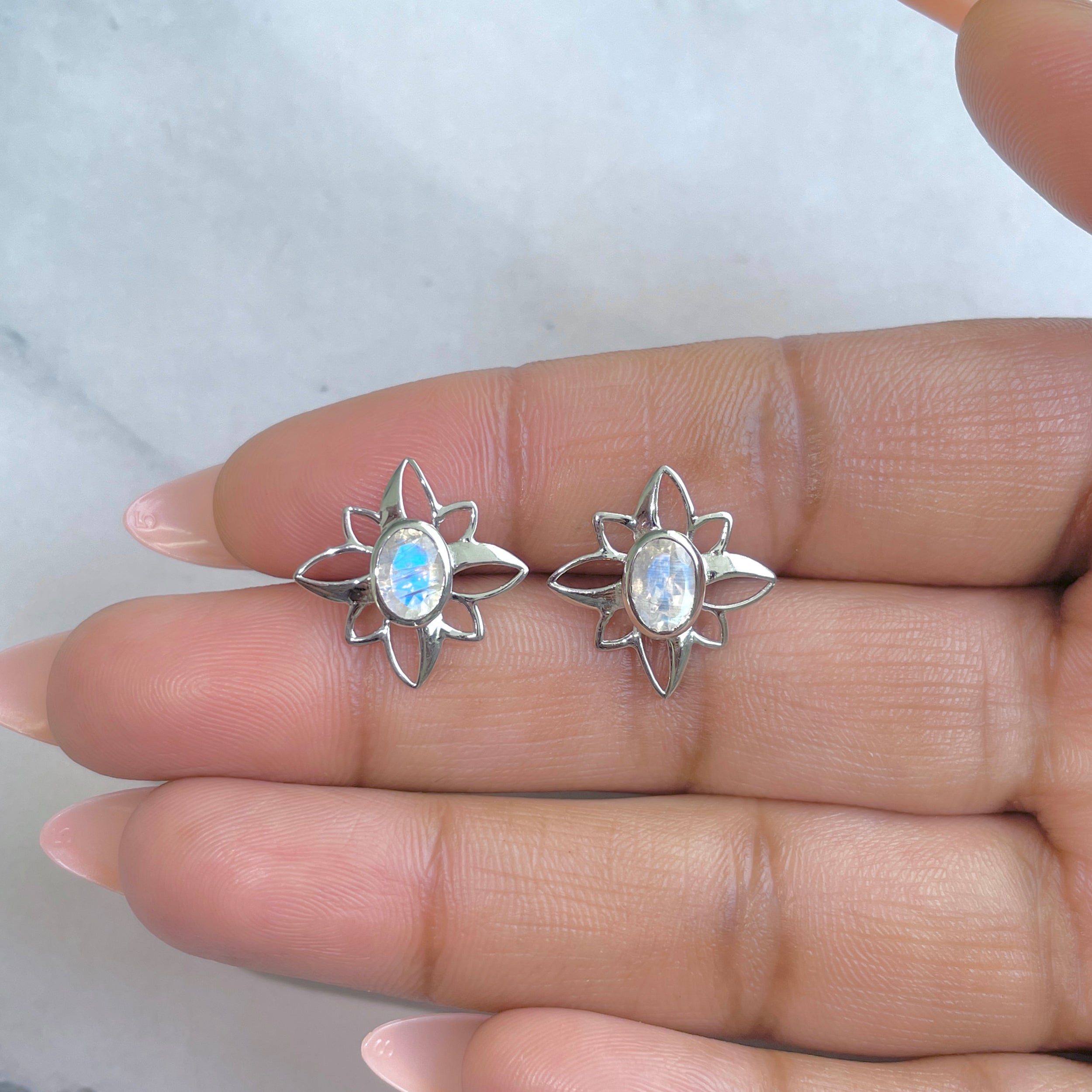 Moonstone Earring-(RBM-RDE-11.)