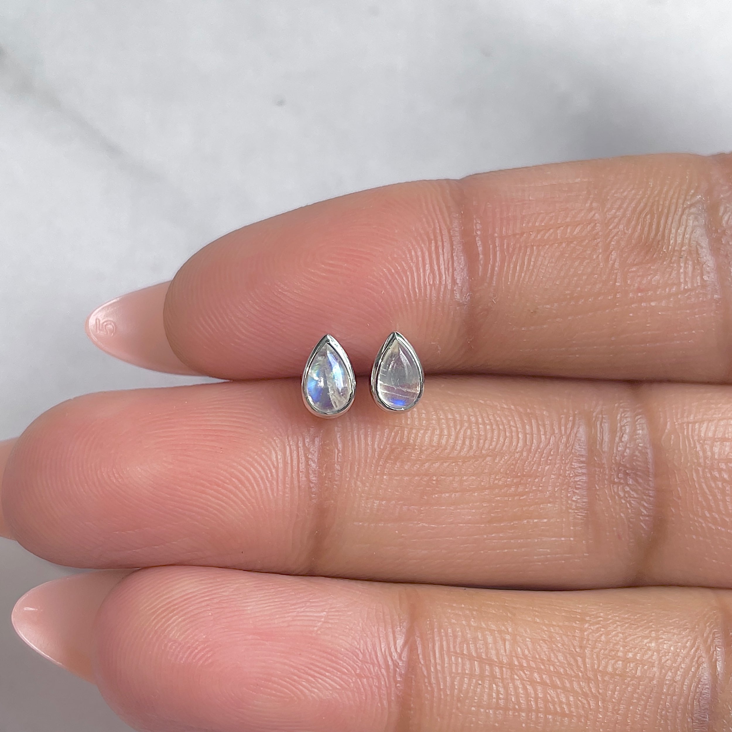 Moonstone Earring-(RBM-RDE-1106.)