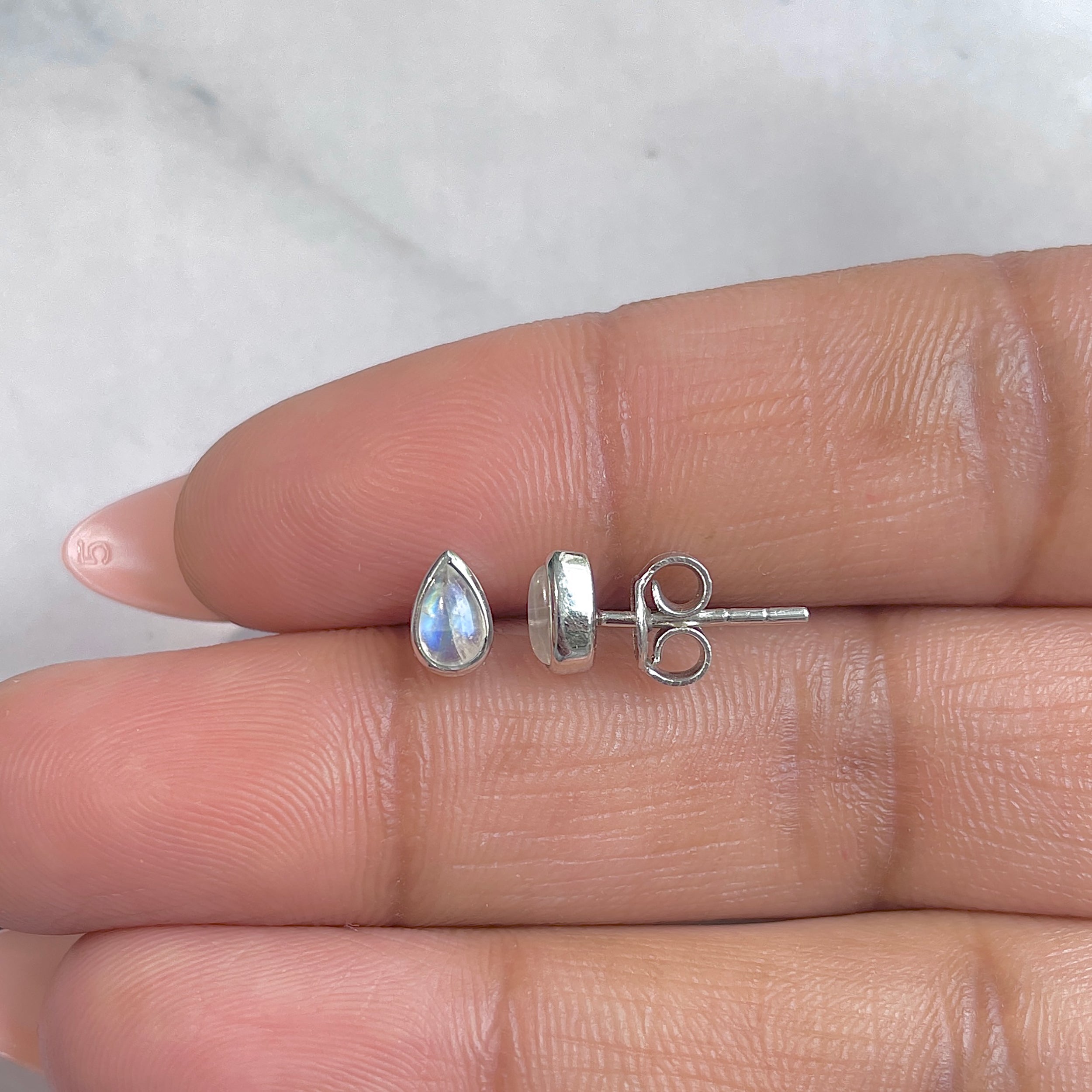 Moonstone Earring-(RBM-RDE-1106.)