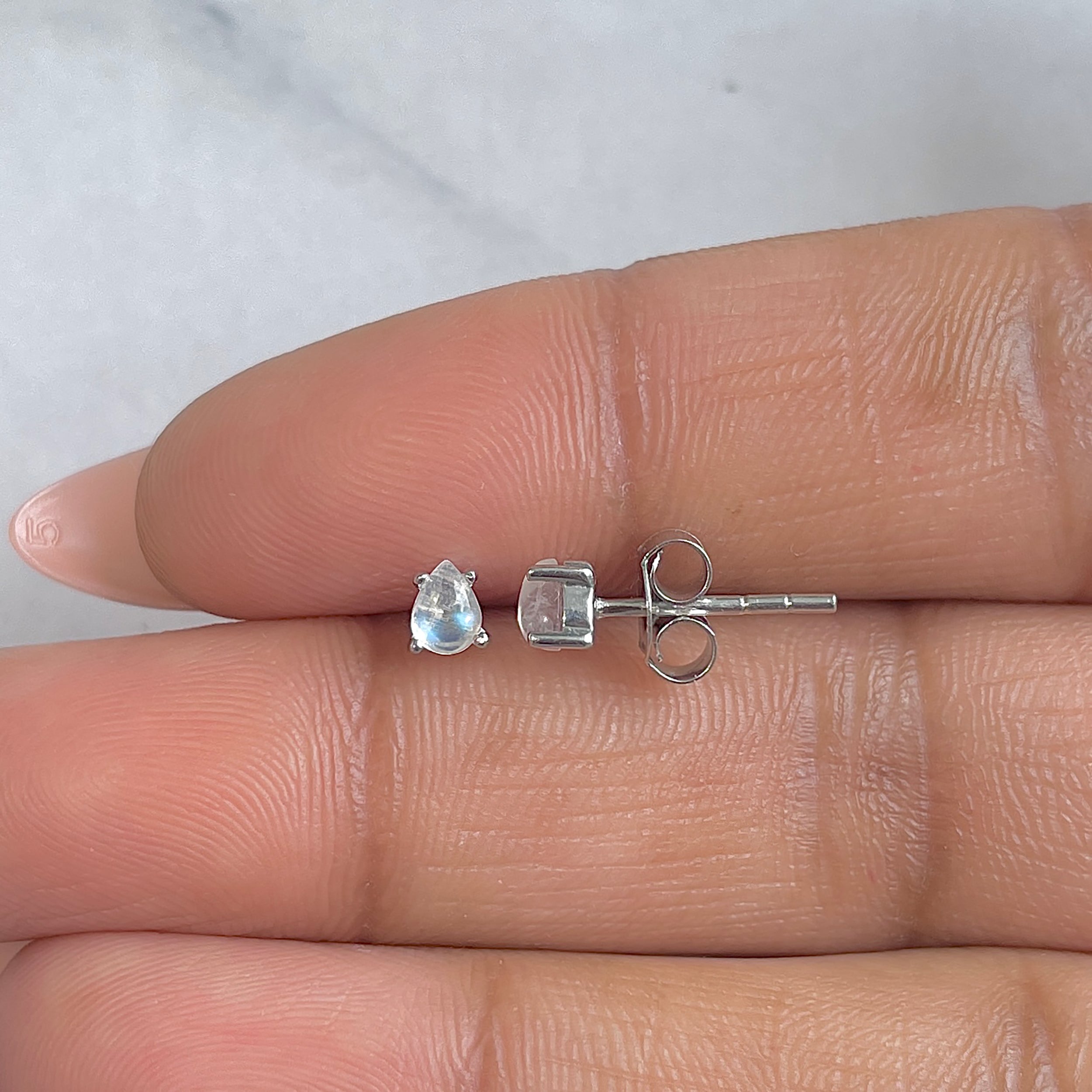 Moonstone Earring-(RBM-RDE-1114.)