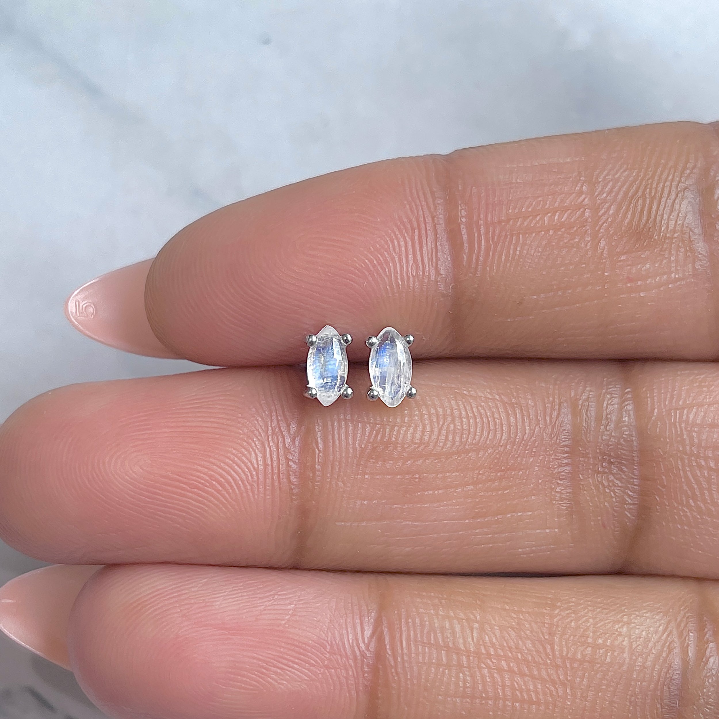 Moonstone Earring-(RBM-RDE-1115.)