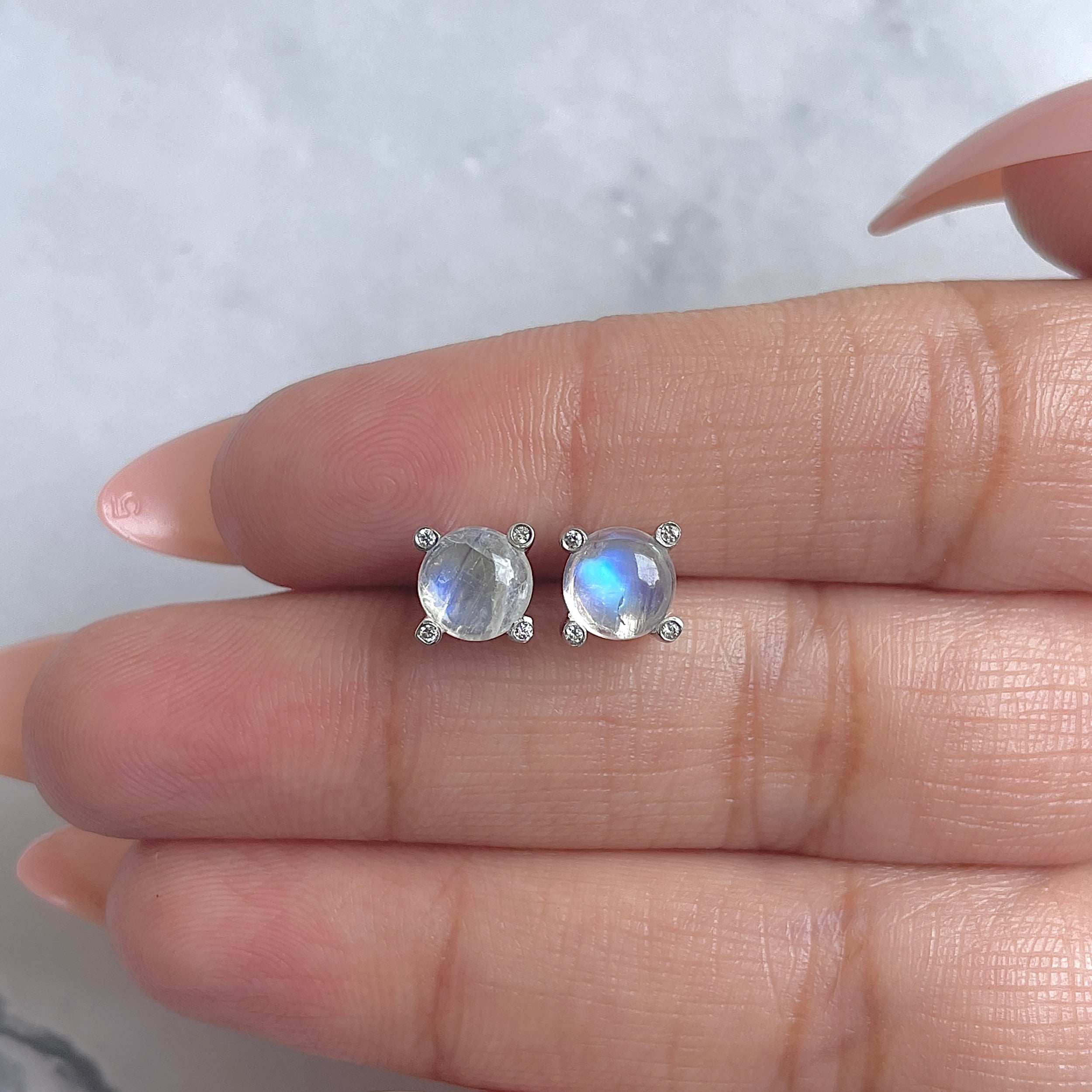 Moonstone Earring-(RBM-RDE-1258.)