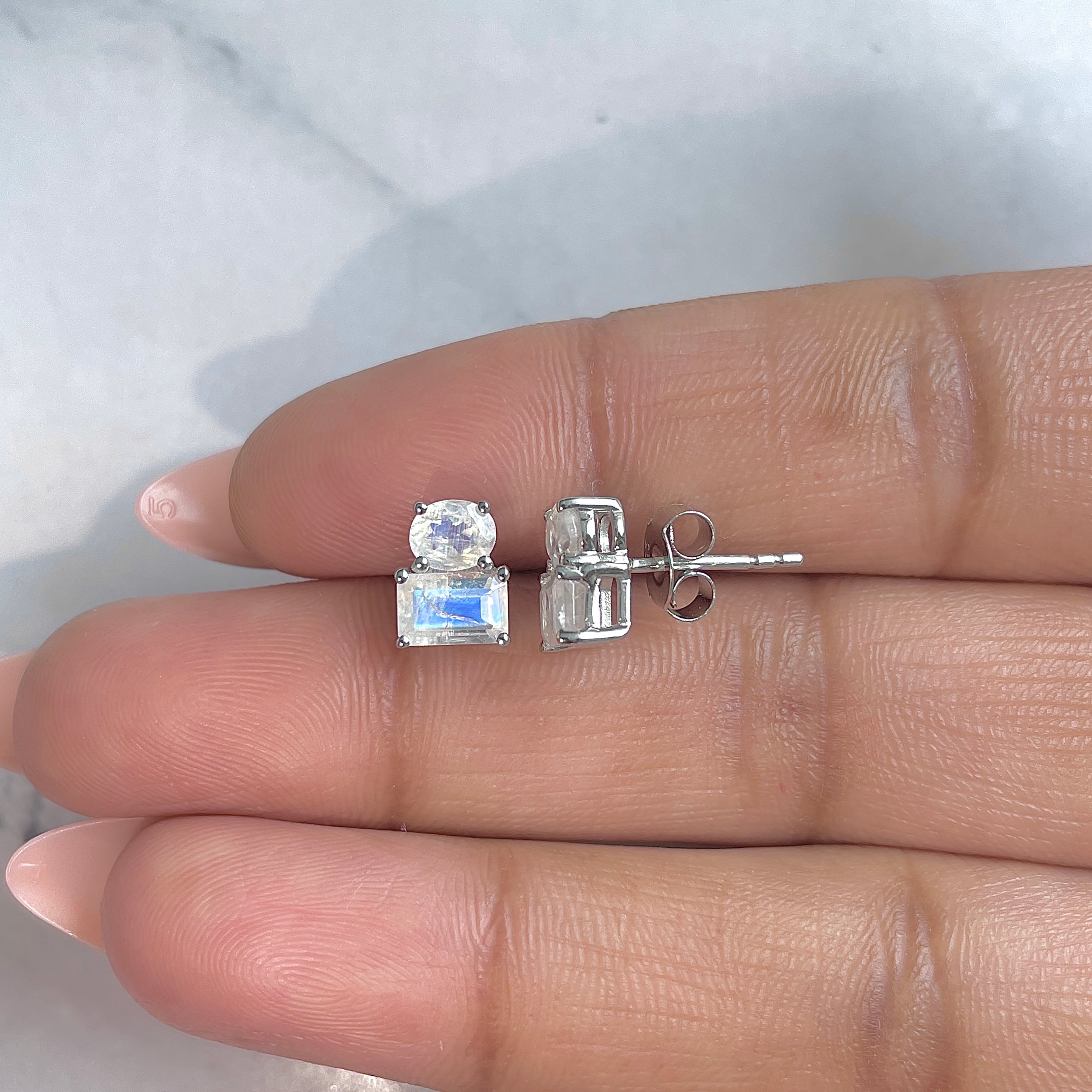 Moonstone Earring-(RBM-RDE-1267.)
