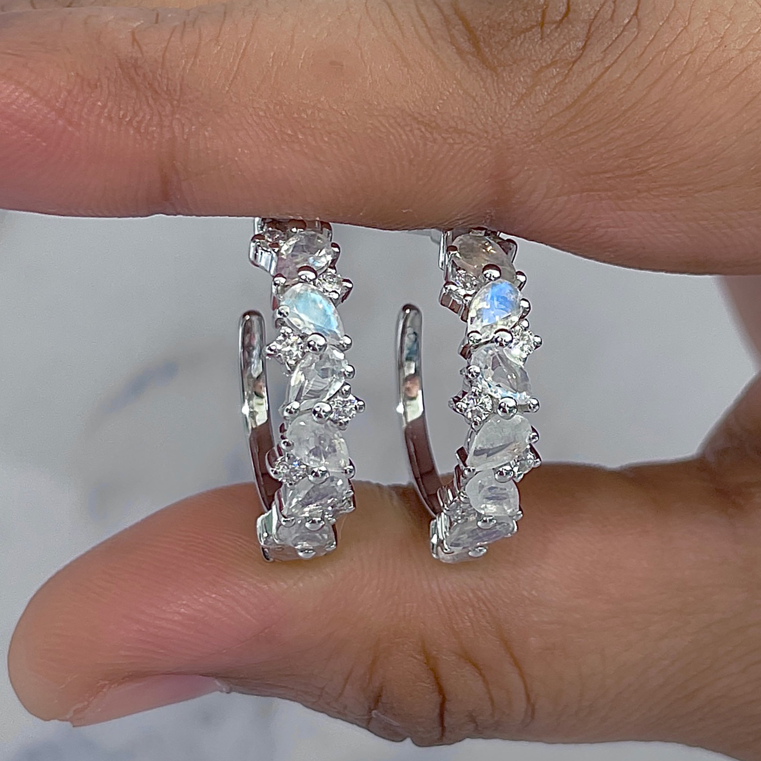 Moonstone Earring-(RBM-RDE-1278.)