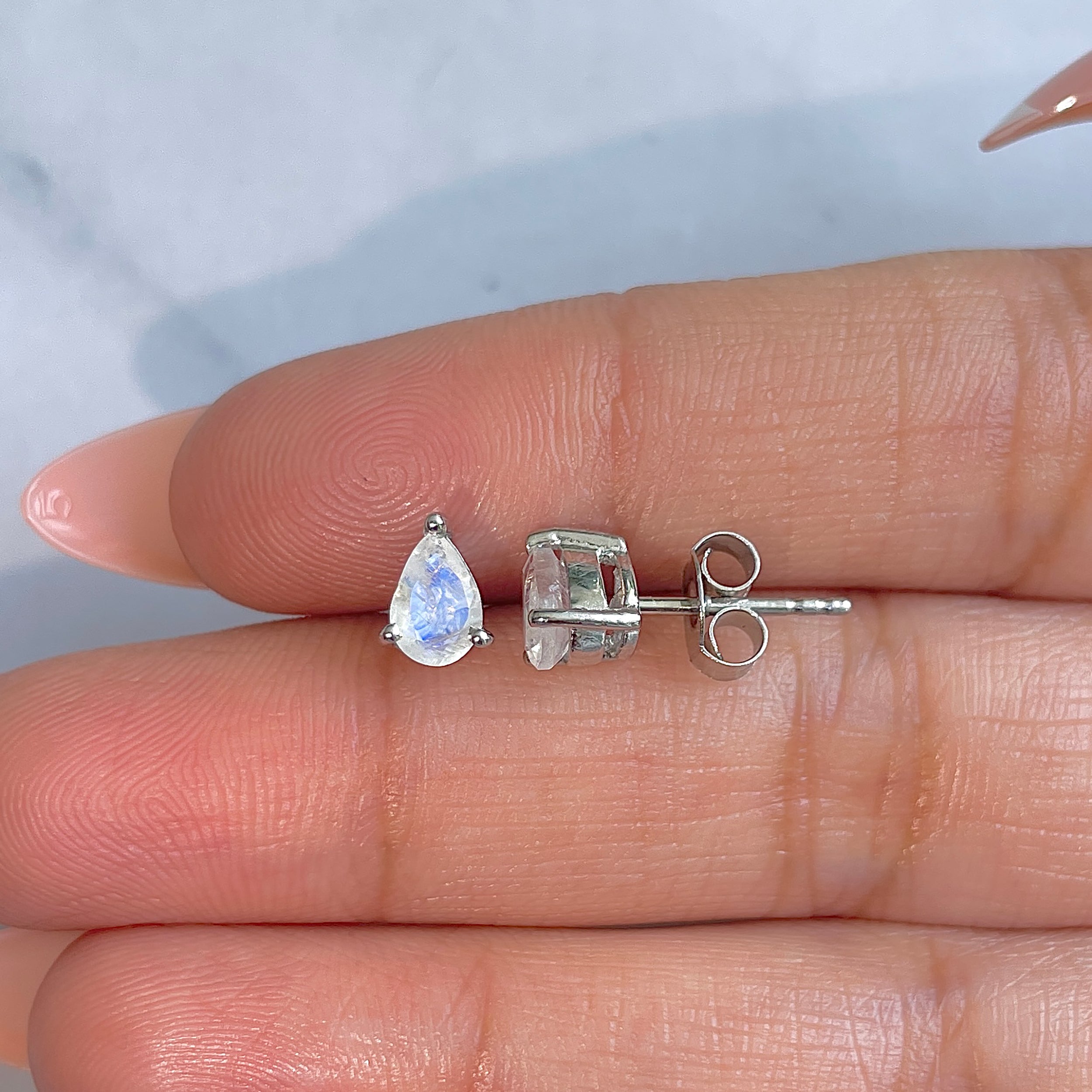 Moonstone Earring-(RBM-RDE-1368.)