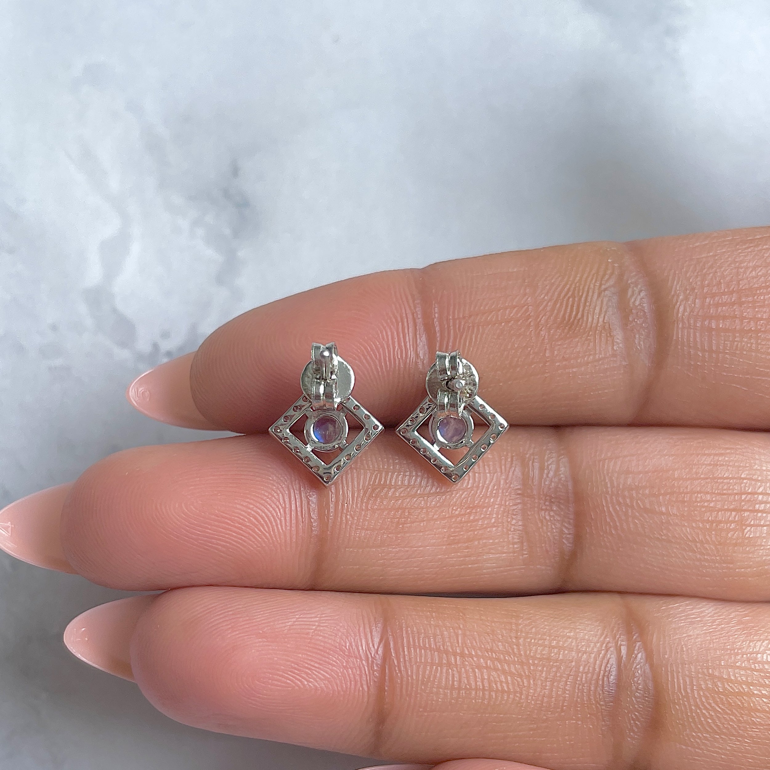 Moonstone Earring-(RBM-RDE-847.)