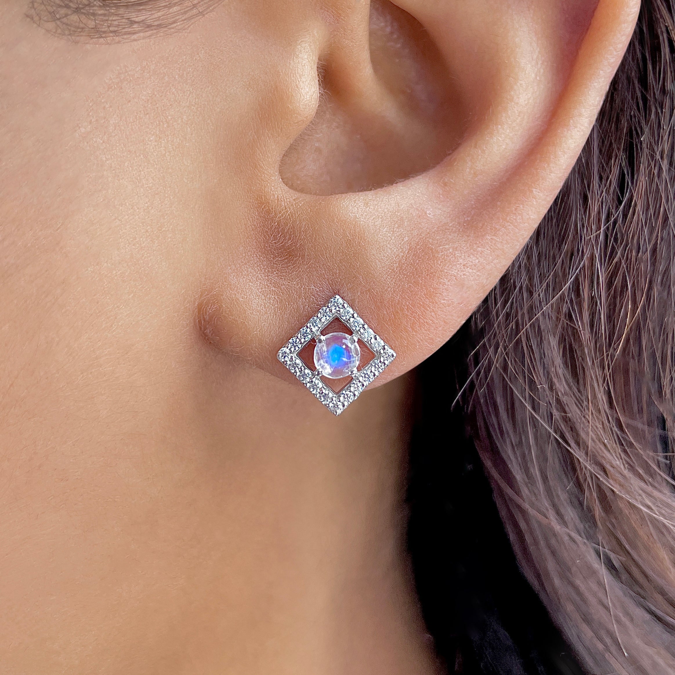 Moonstone Earring-(RBM-RDE-847.)