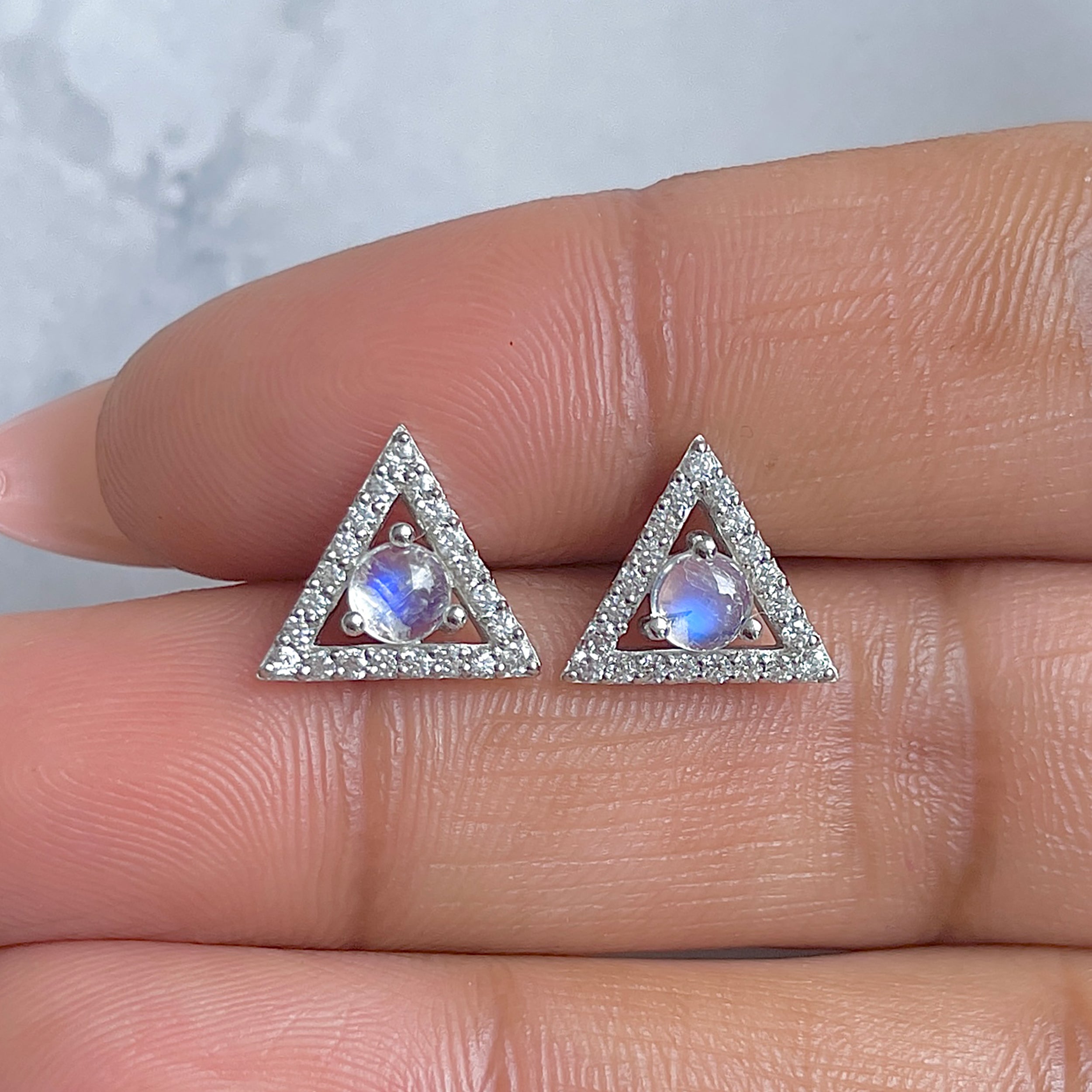 Moonstone Earring-(RBM-RDE-848.)