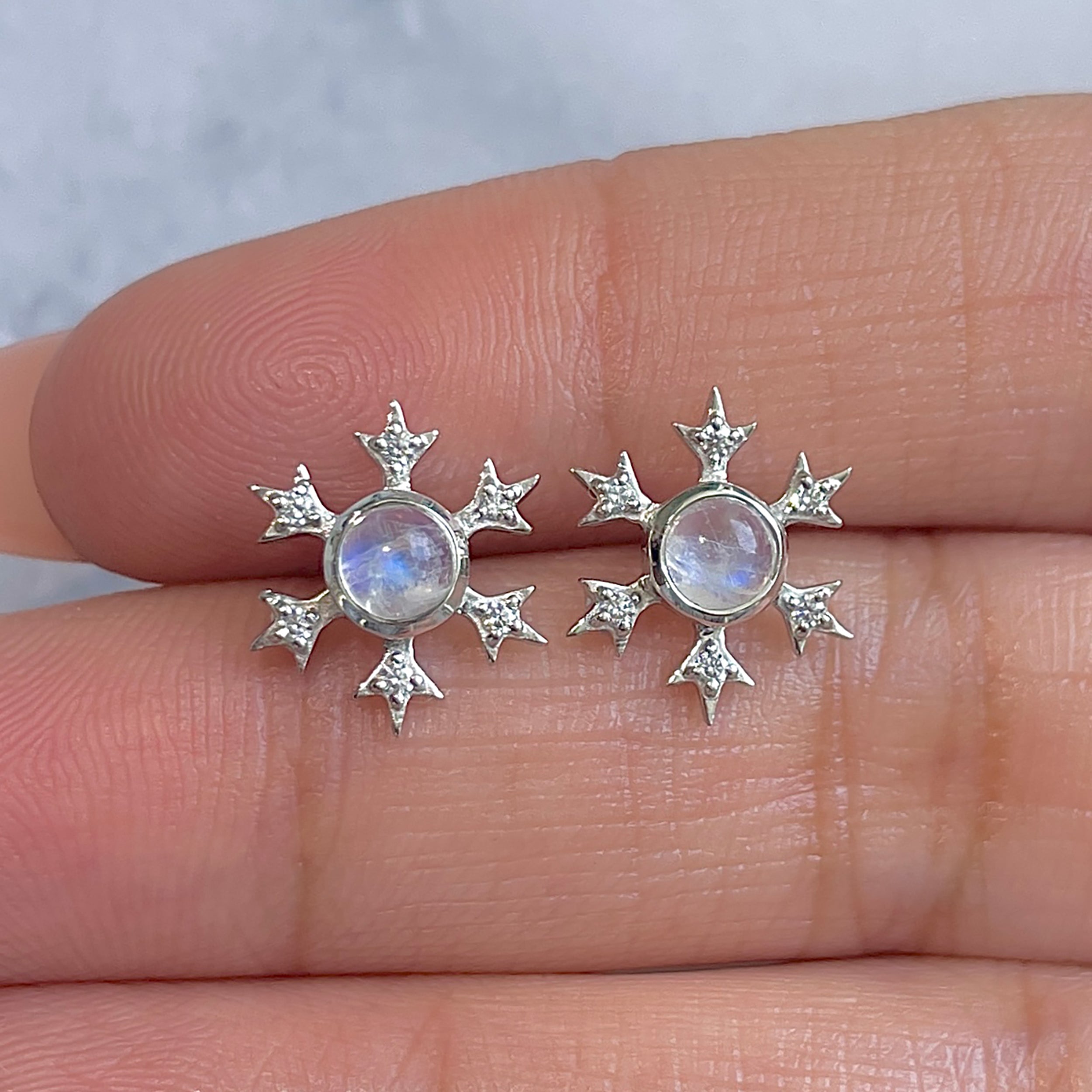 Moonstone Earring-(RBM-RDE-854-CAB.)