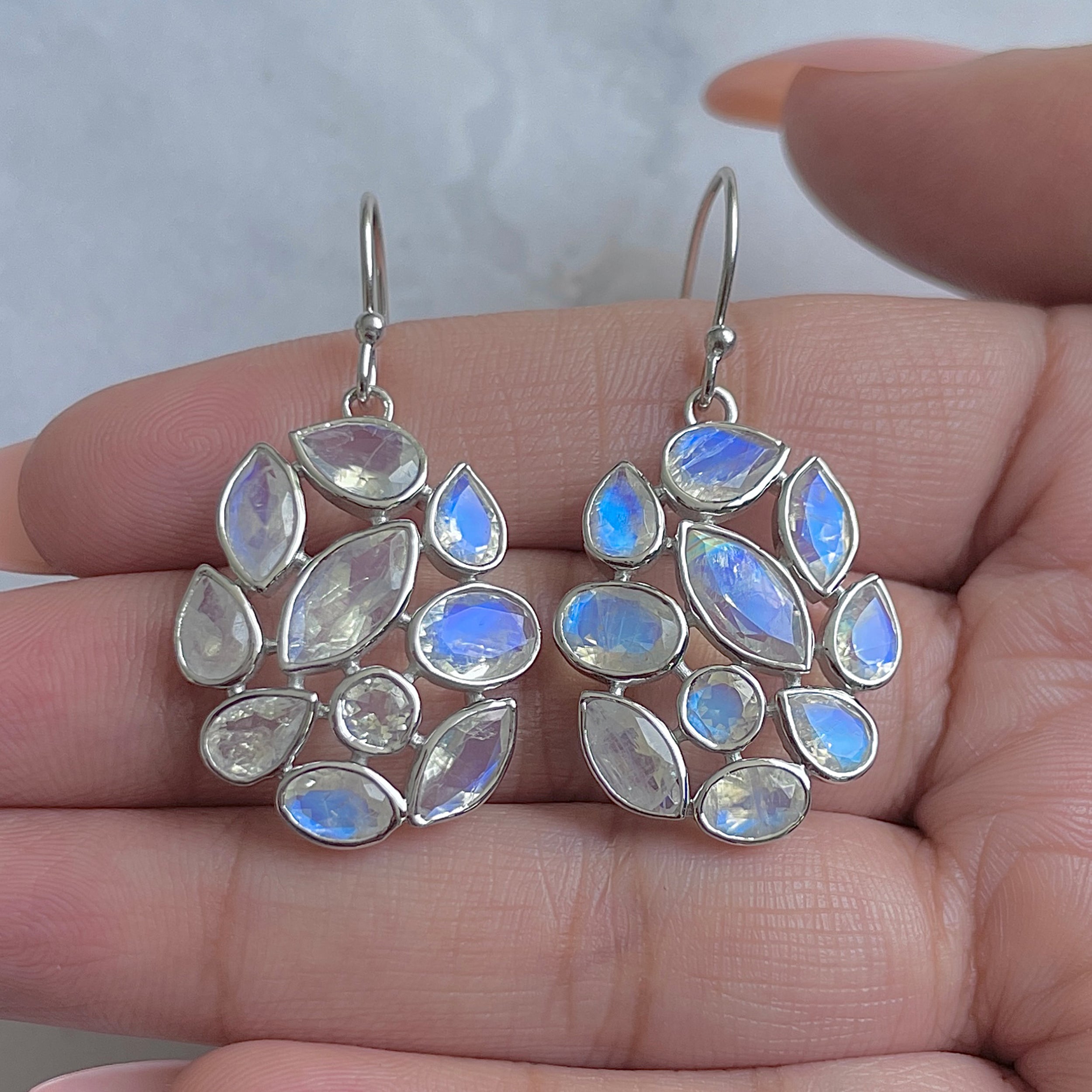 Moonstone Earrings-(RBM-RDE-874.)