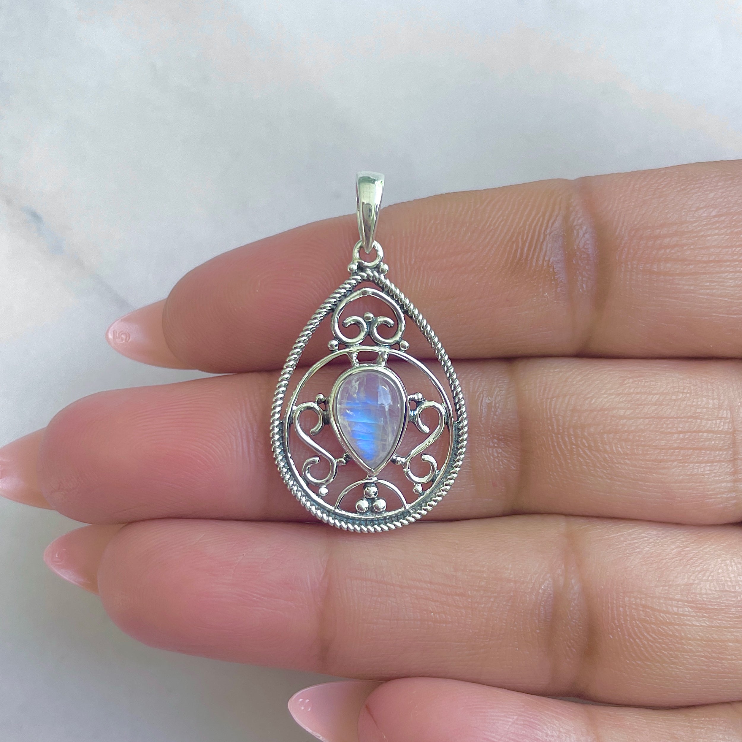 Moonstone Pendant (RBM-RDEP-87.)