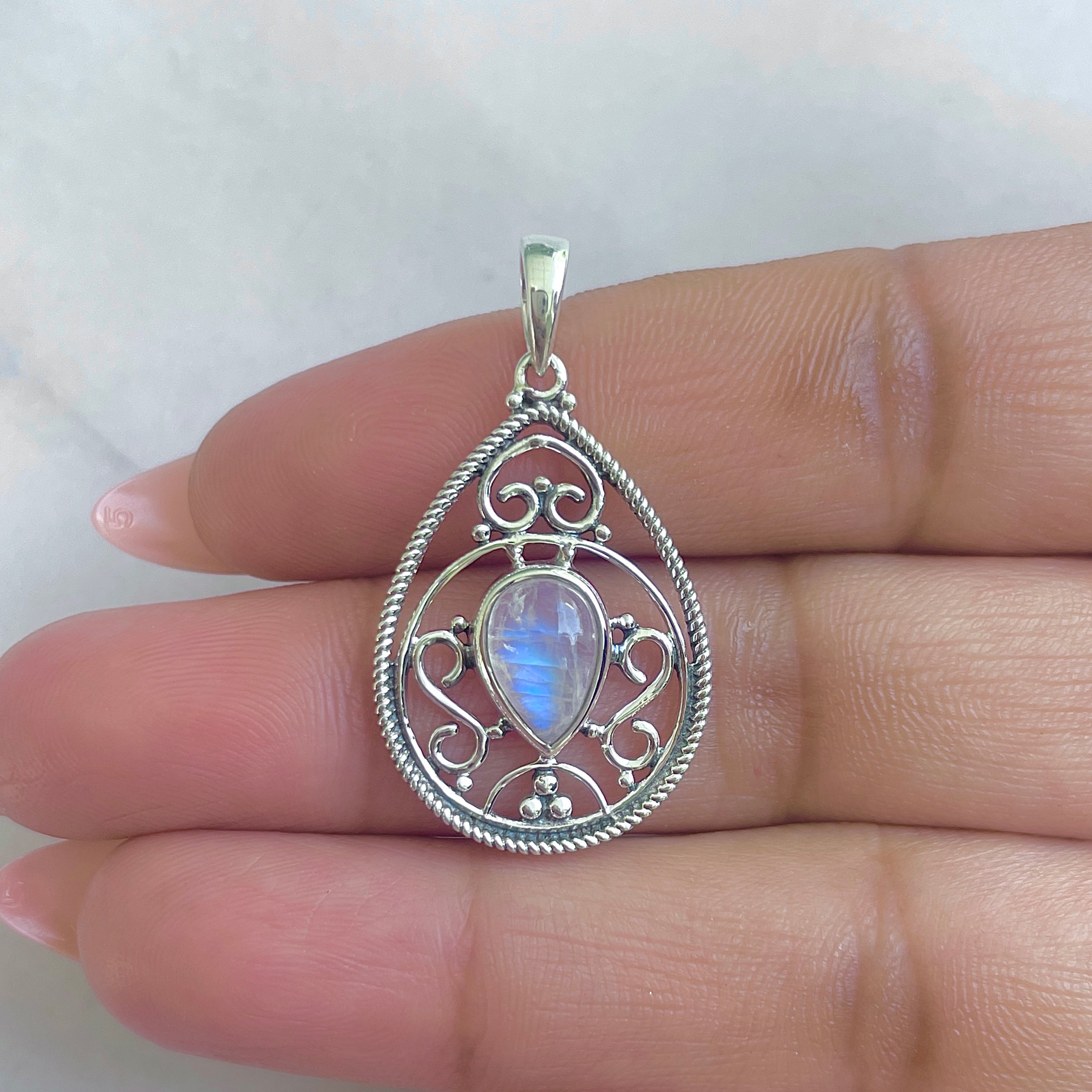 Moonstone Pendant (RBM-RDEP-87.)